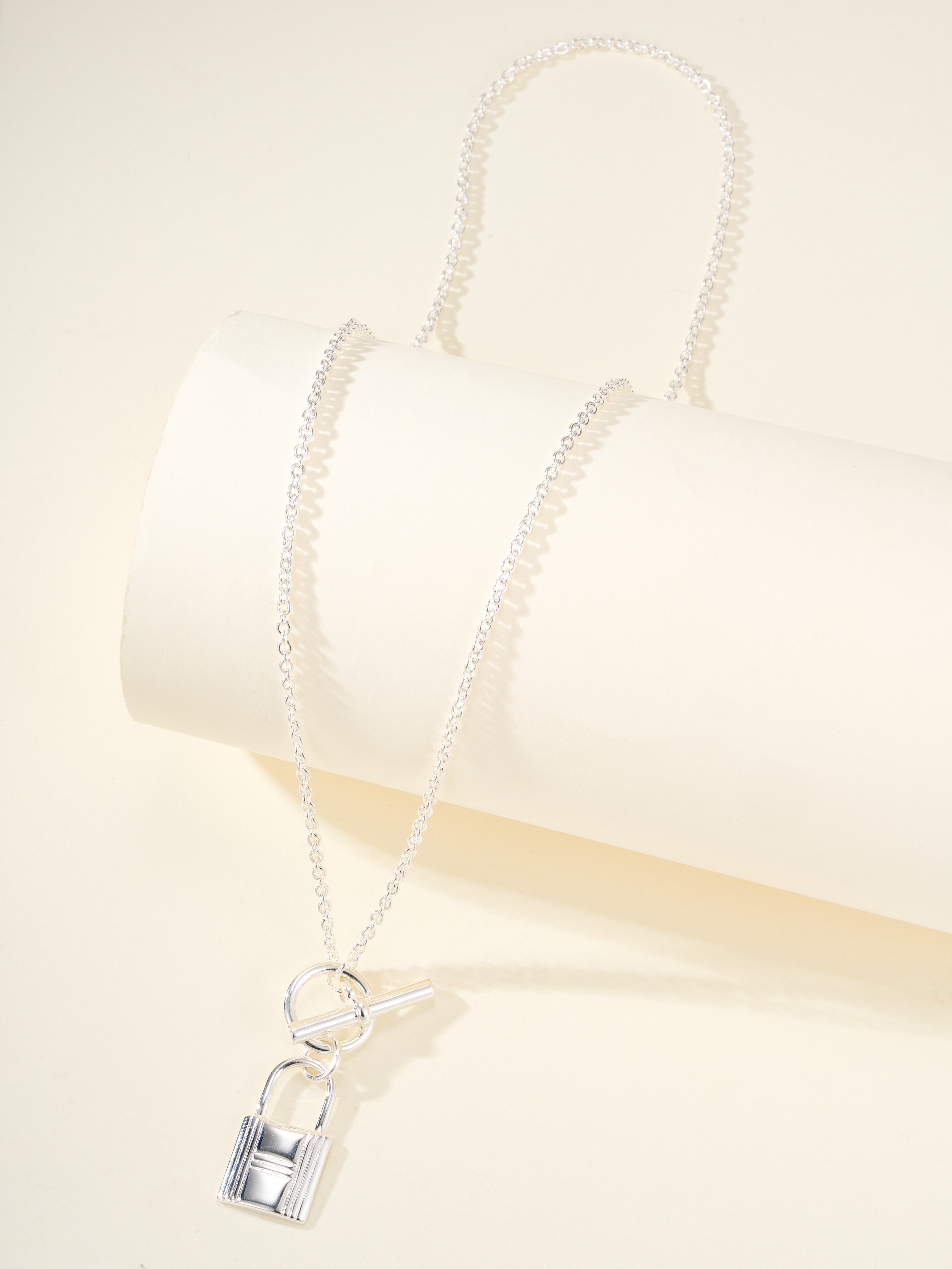  Silver jewelry lock necklace