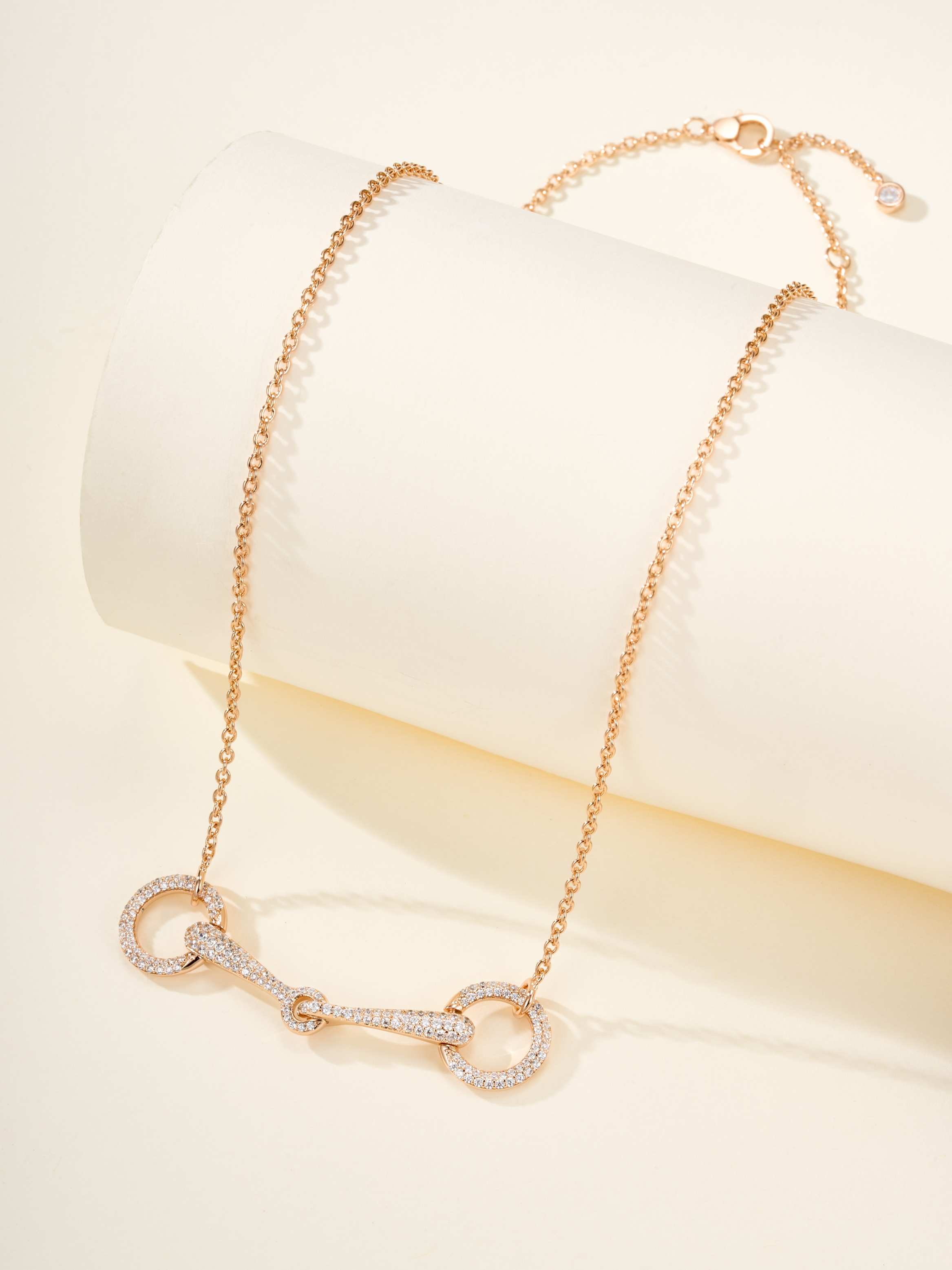 H Series Full Diamond Horseshoe Buckle Necklace