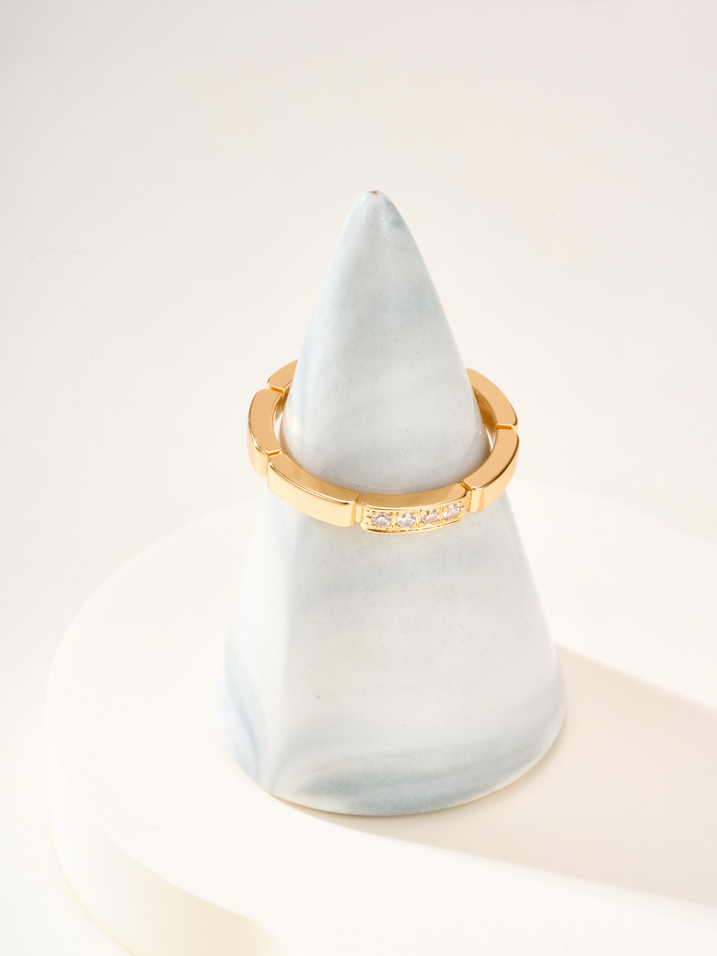 MAILLON PABTHERE 4-Diamond Ring