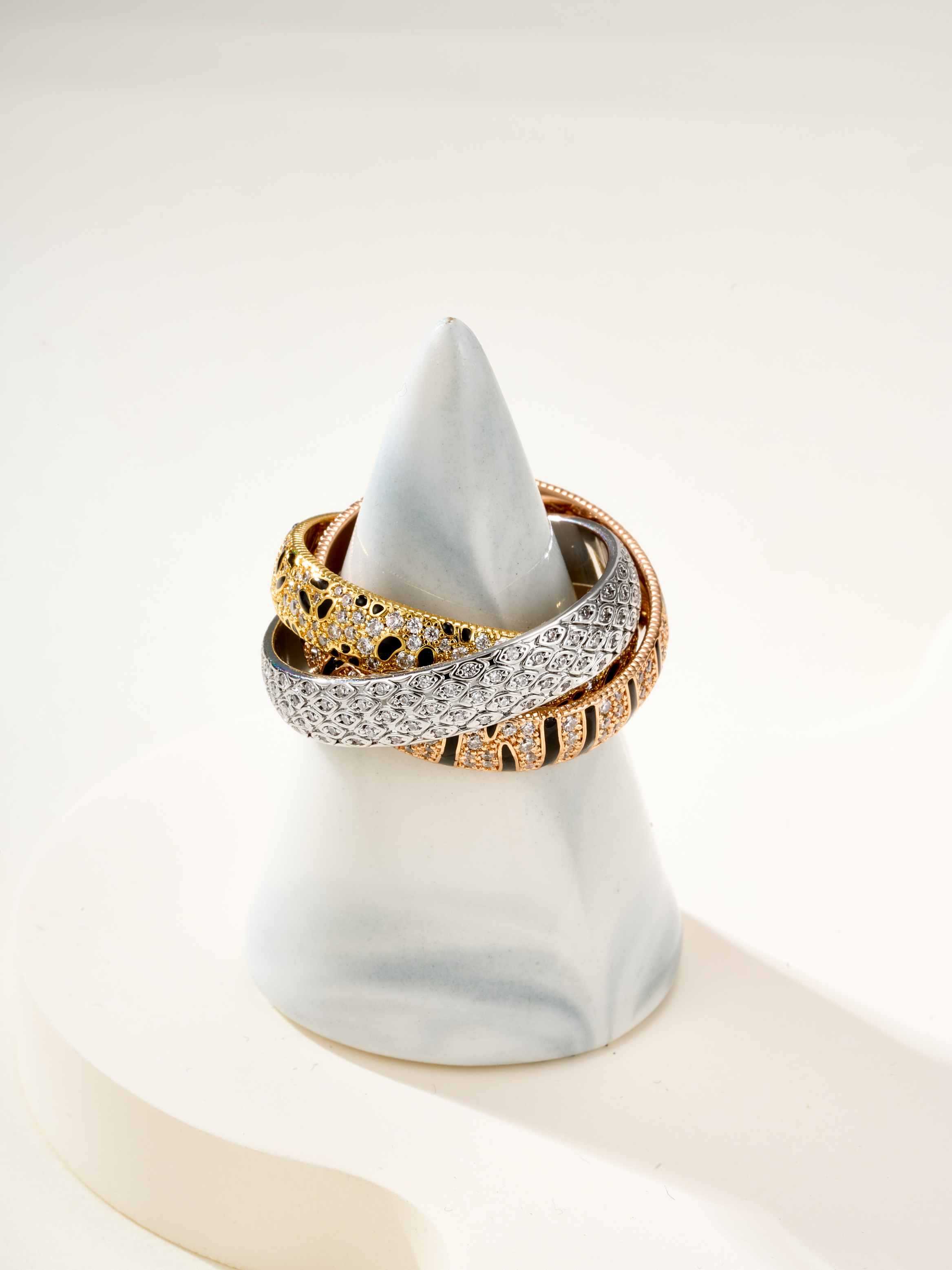 TRINITY Leopard Bright Paint Full Diamond Tri Color Ring