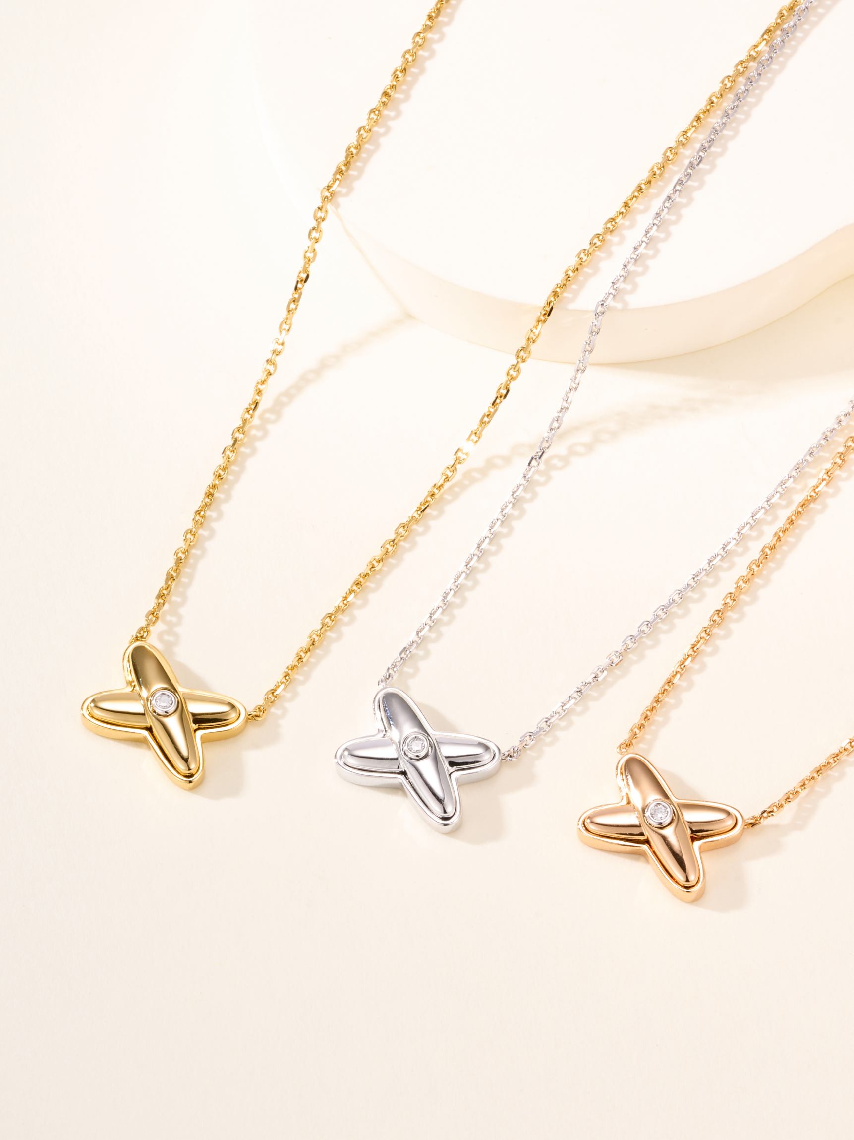 New Cross shaped Diamond Set Necklace