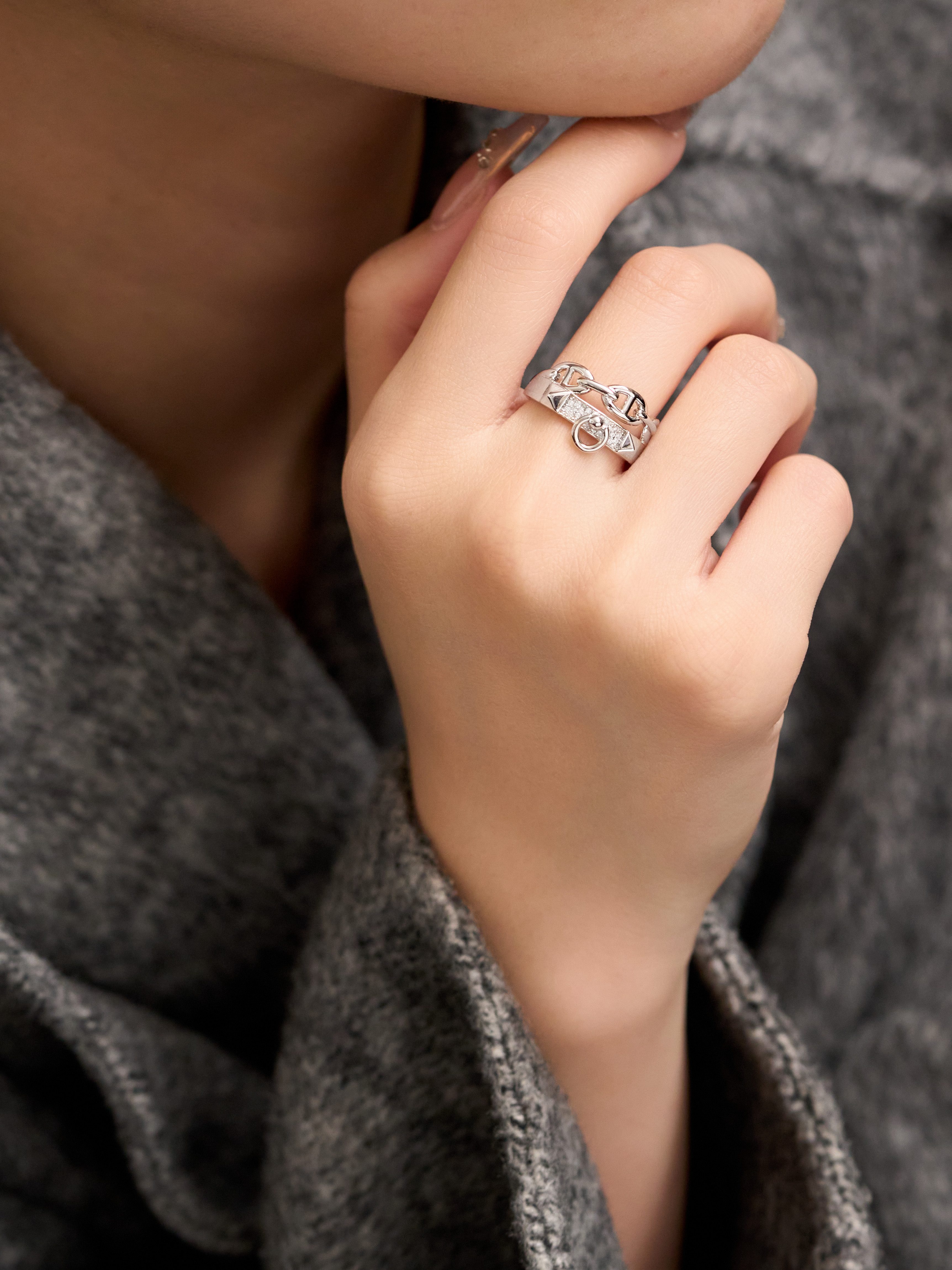 Double Classic Kelly Pig Nose Diamond Ring