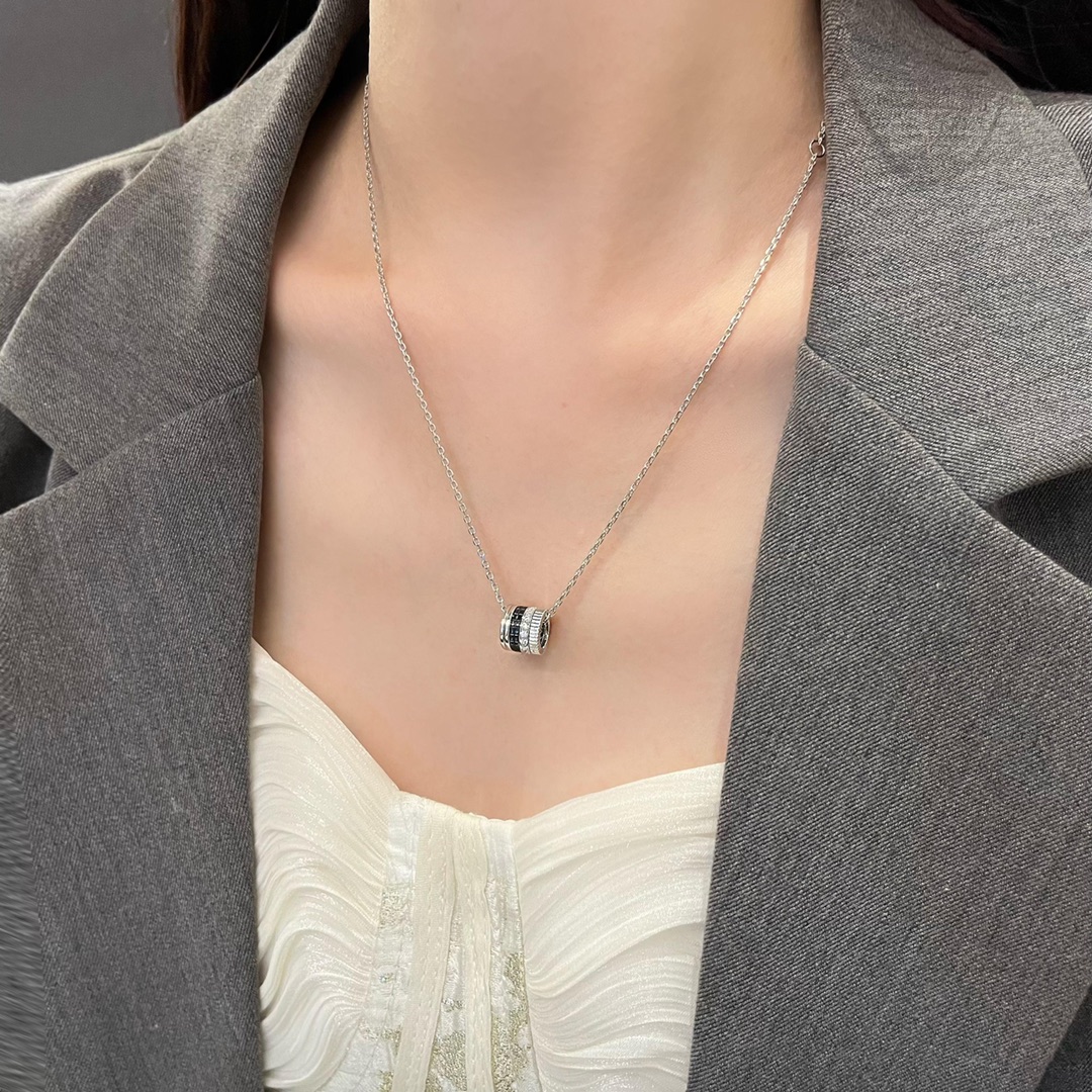 BOUCHERON Quatre Black Series Platinum Pendant Necklace