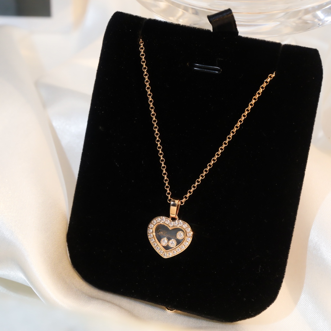 Chopard HAPPY ICONS heart-shaped necklace