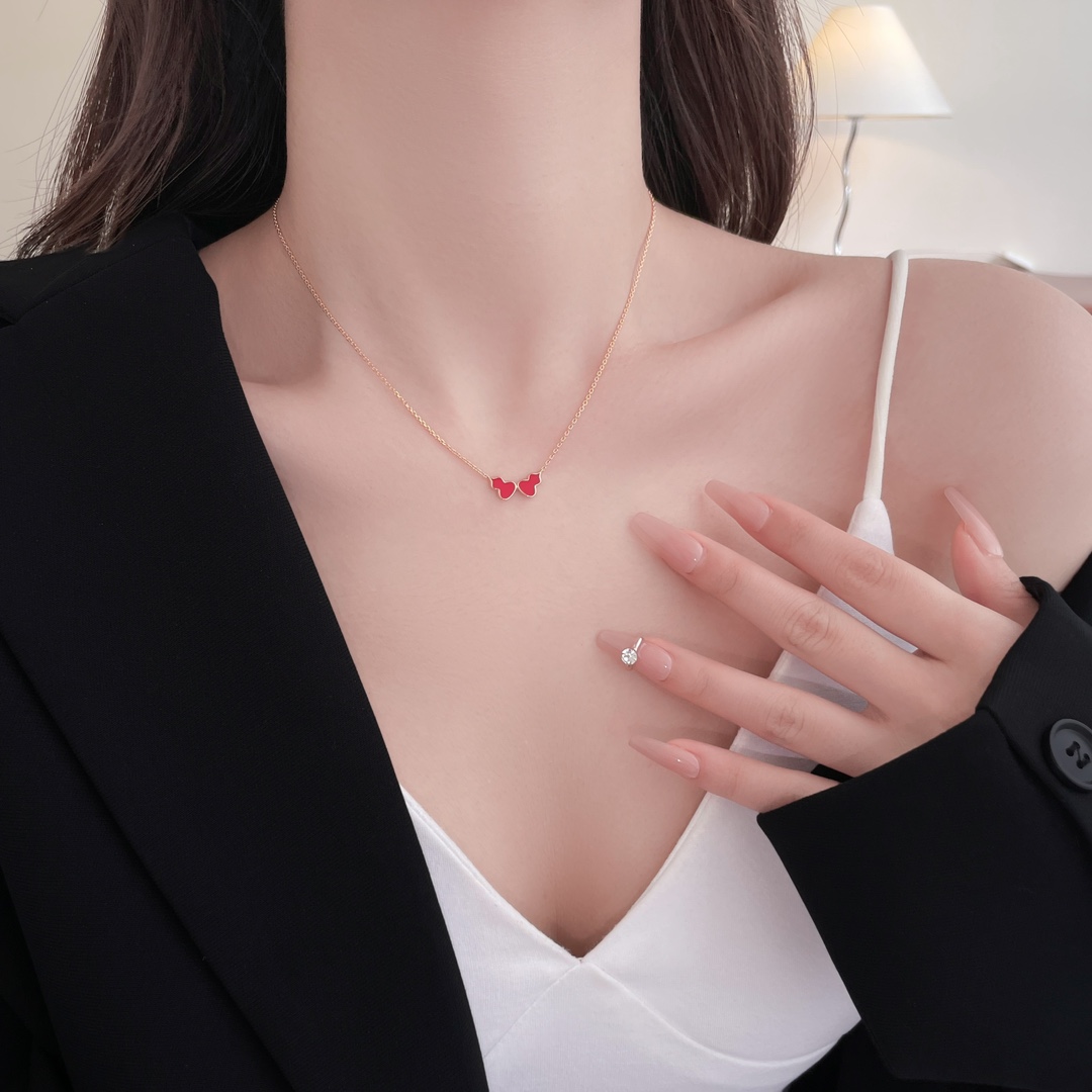 Double gourd Chinese red necklace