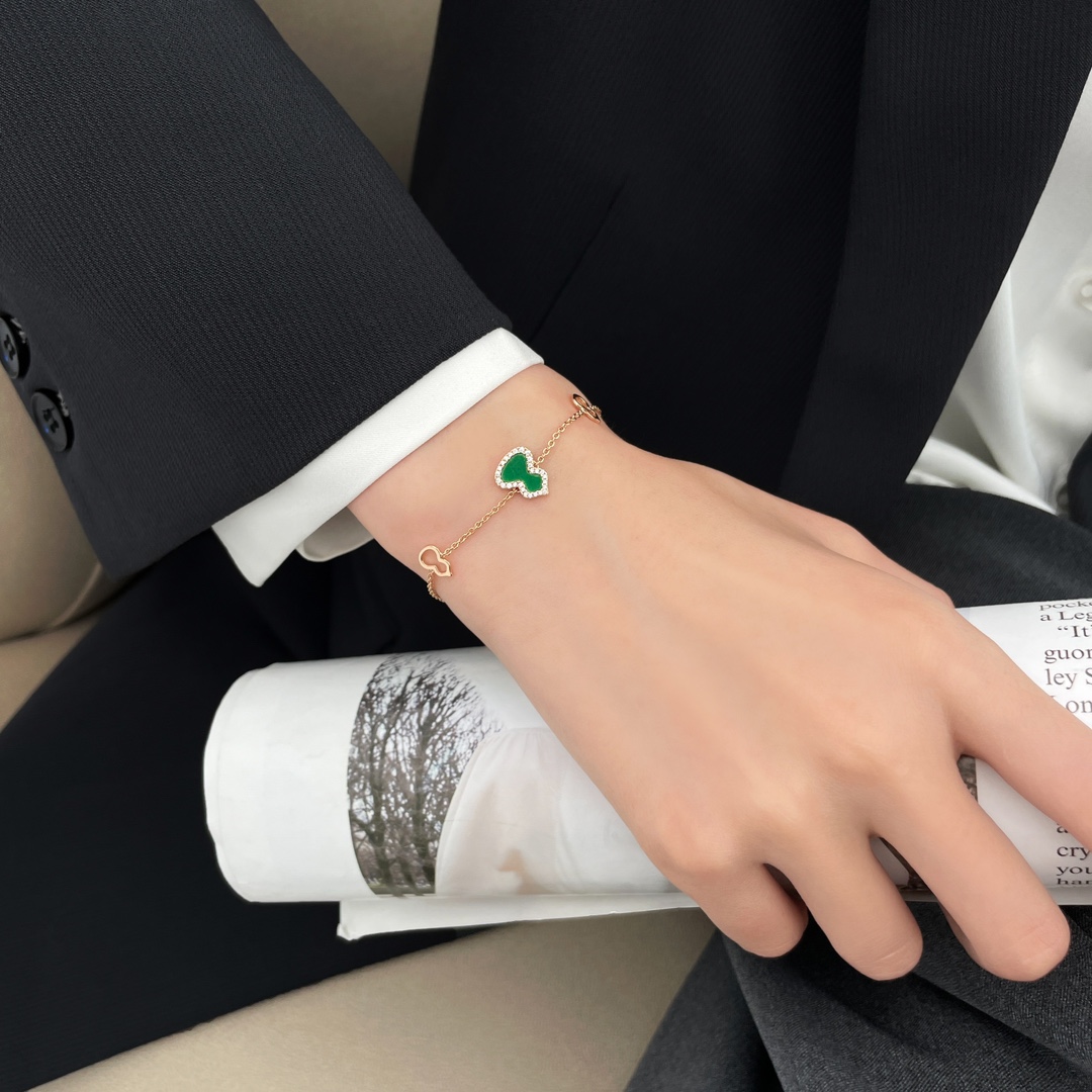 Qeelin Wulu Three Gourds