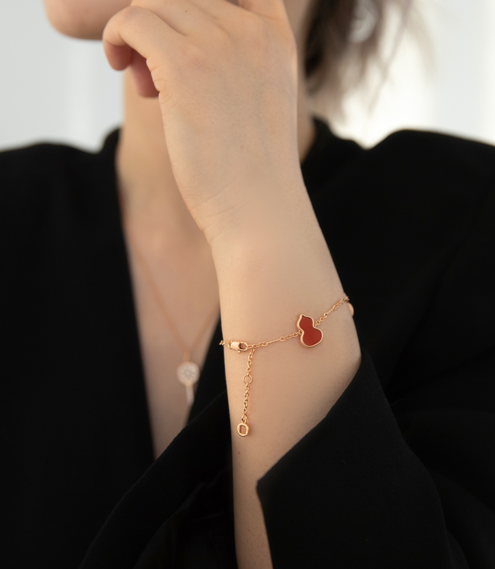 Wulu bracelet, 3 flowers