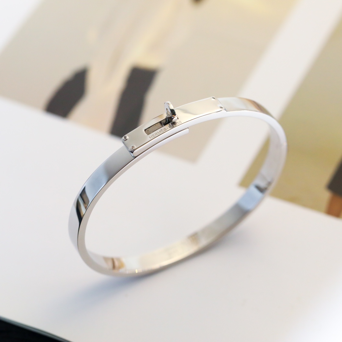 New Kelly Bracelet without Diamonds