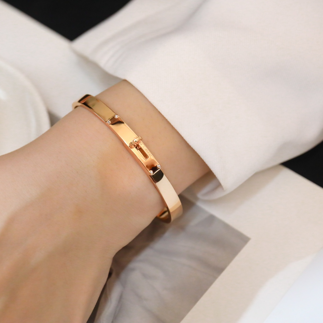 New Kelly Bracelet without Diamonds