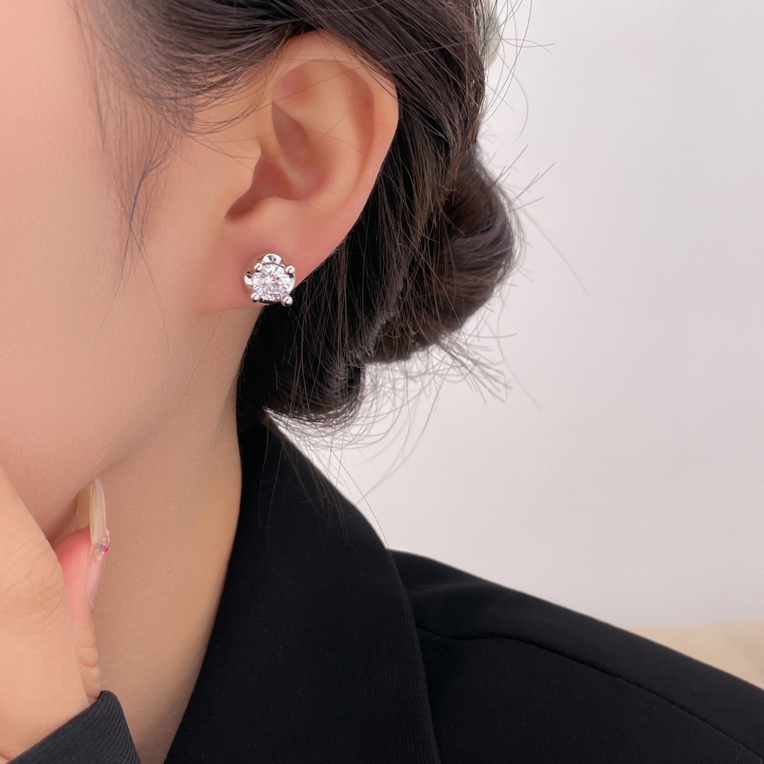 CORONA Earrings (single main stone 1ct)