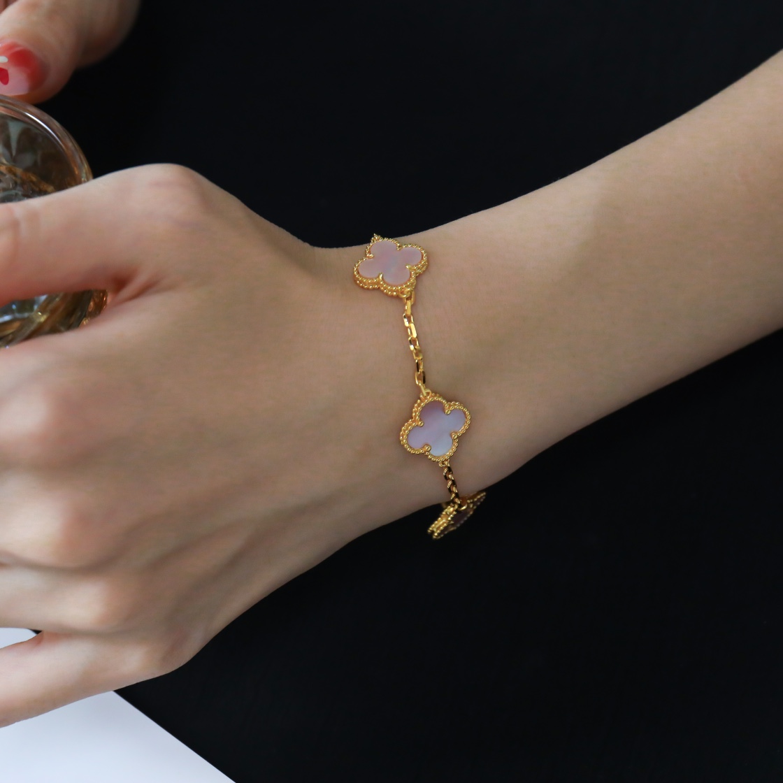 Five Flower Gold Pink Shell Bracelet