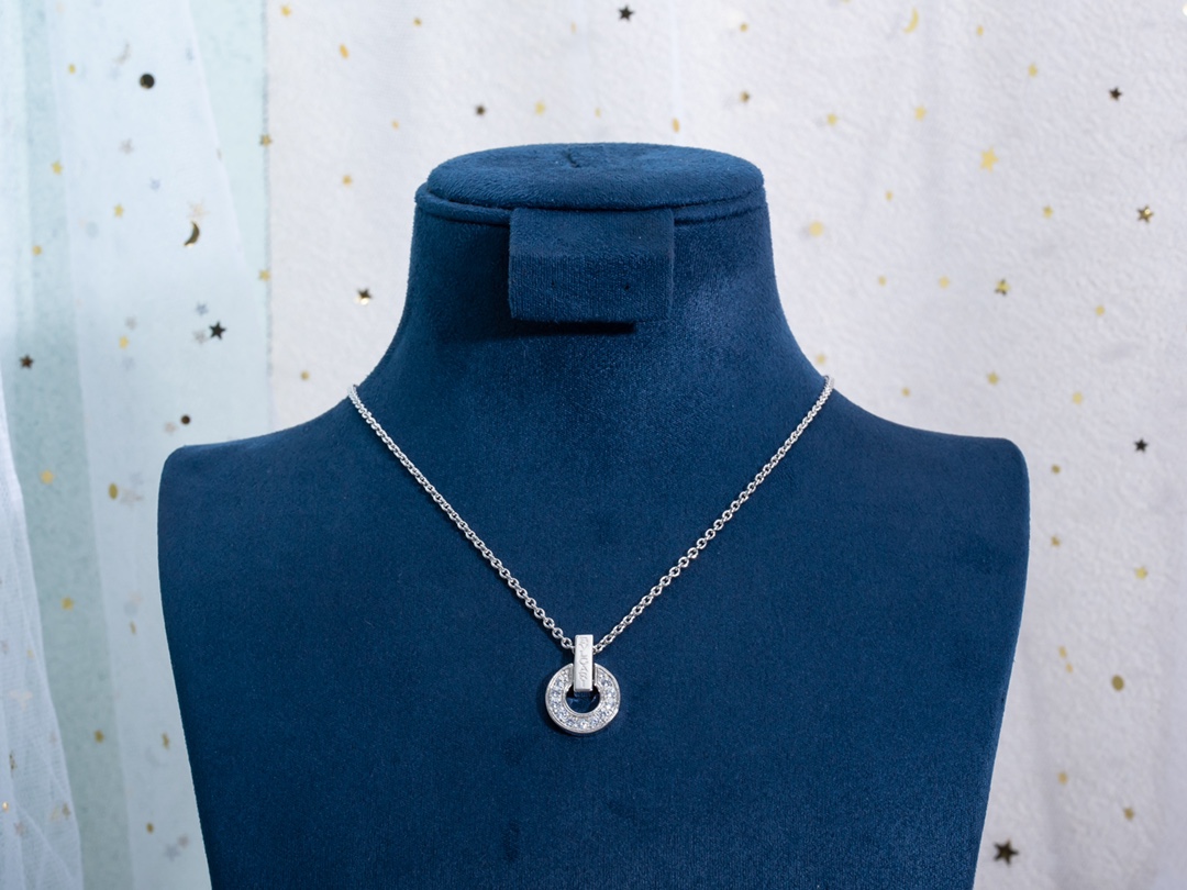 BV Full Diamond Copper Coin Necklace