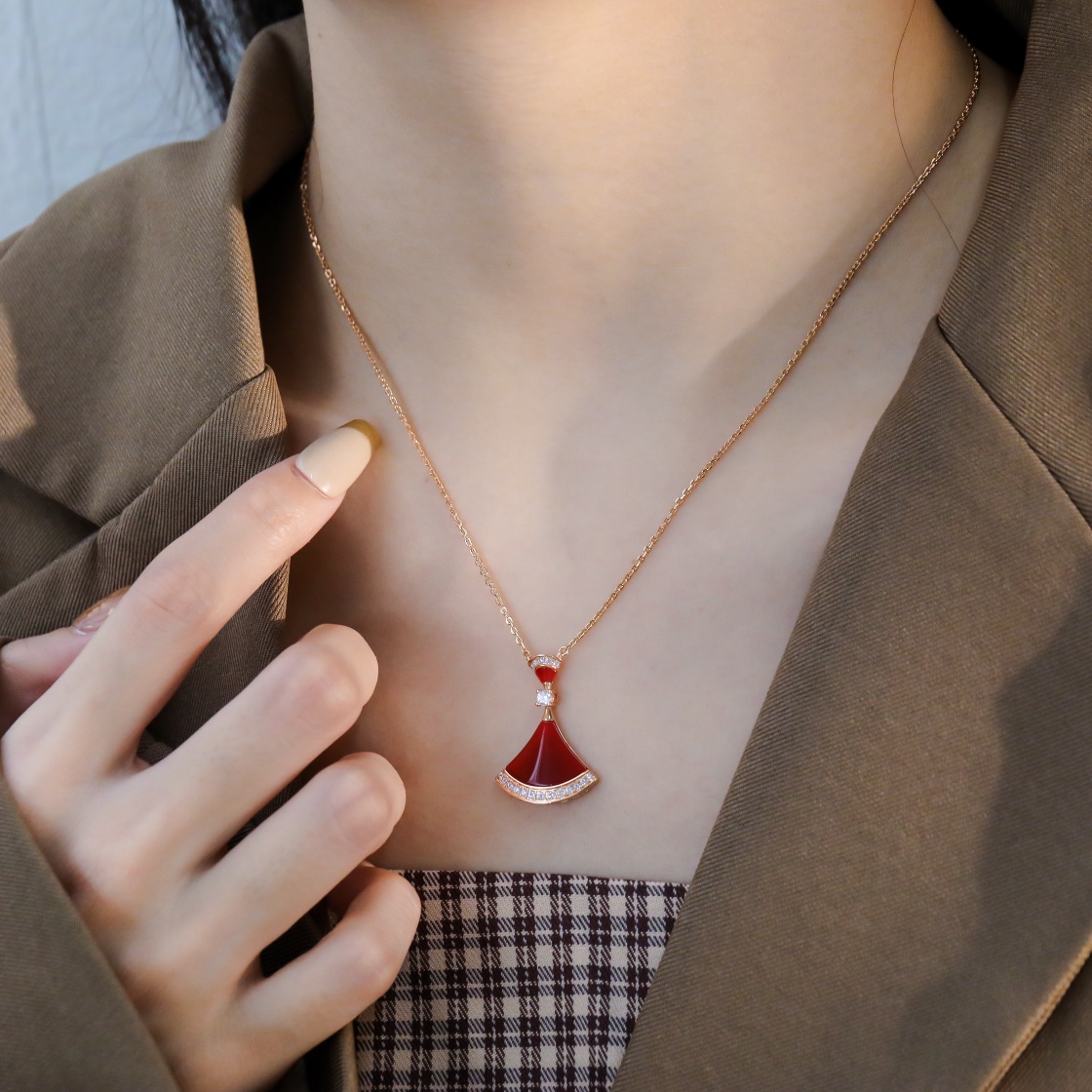 BV large diagonal diamond studded Divas dress necklace