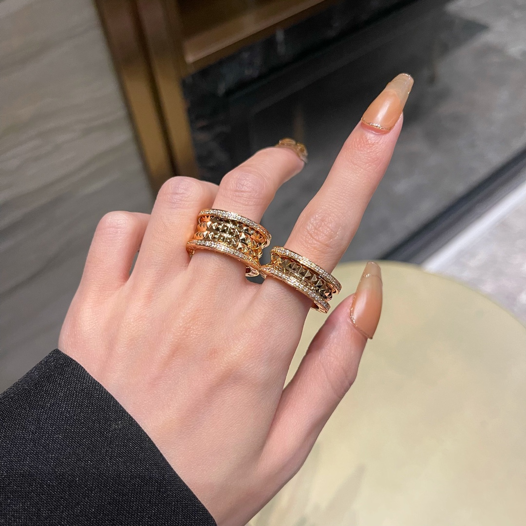 BV Pagoda Diamond Set ROCK Ring