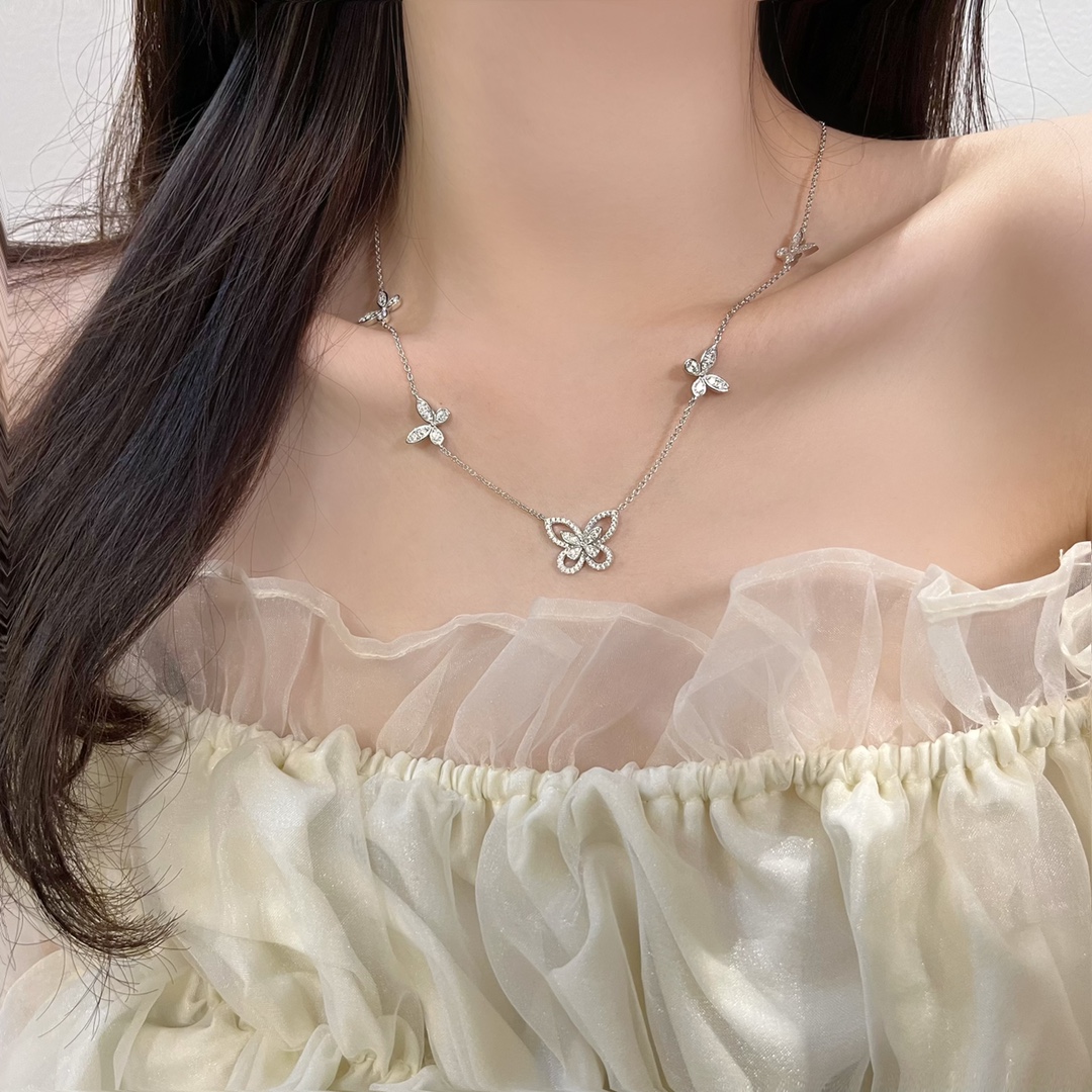 Graf Phantom Butterfly Quintet Diamond Set Necklace