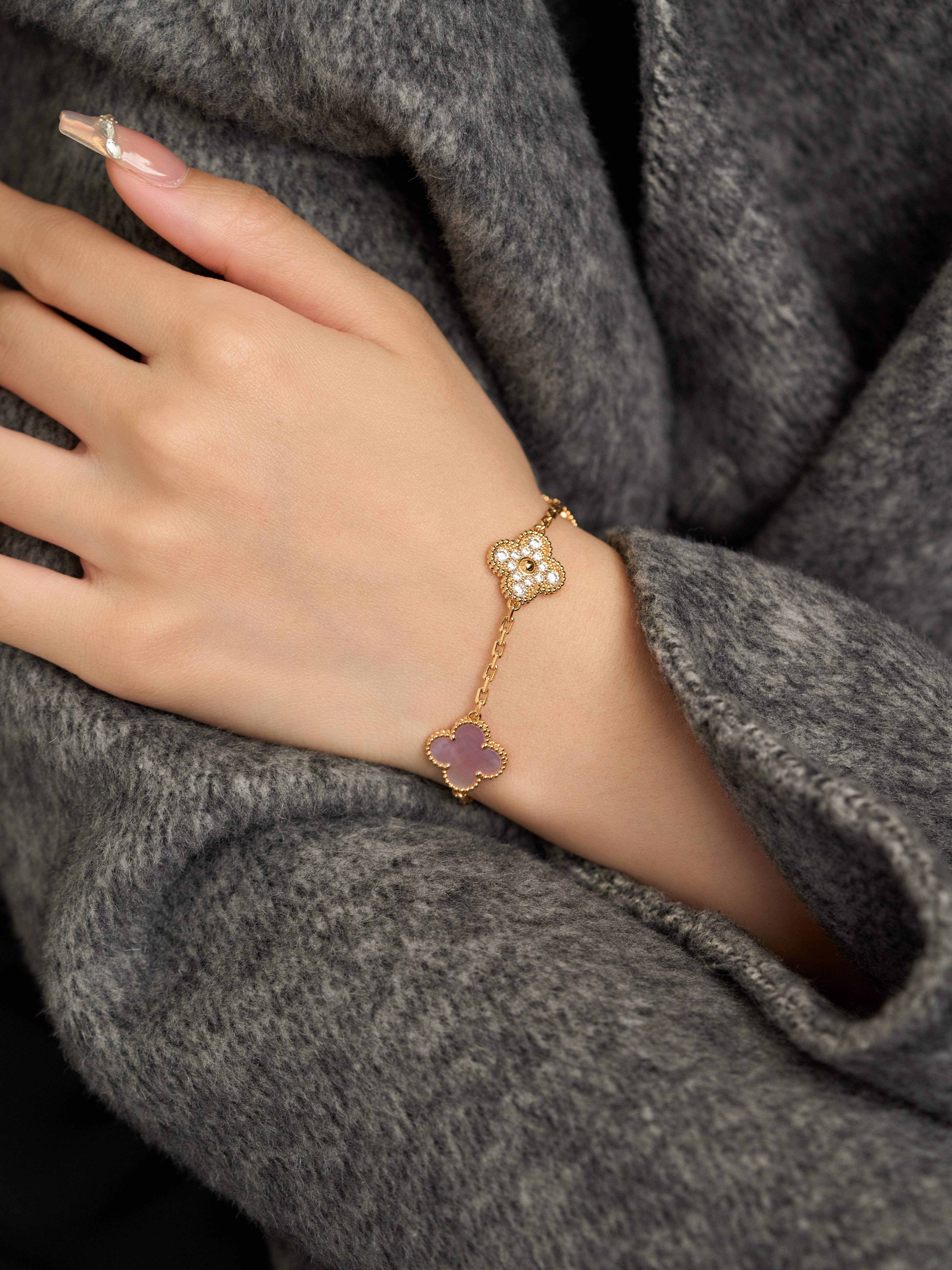 Vintage Alhambra Bracelet with 5 Pink Shell Interdiamonds