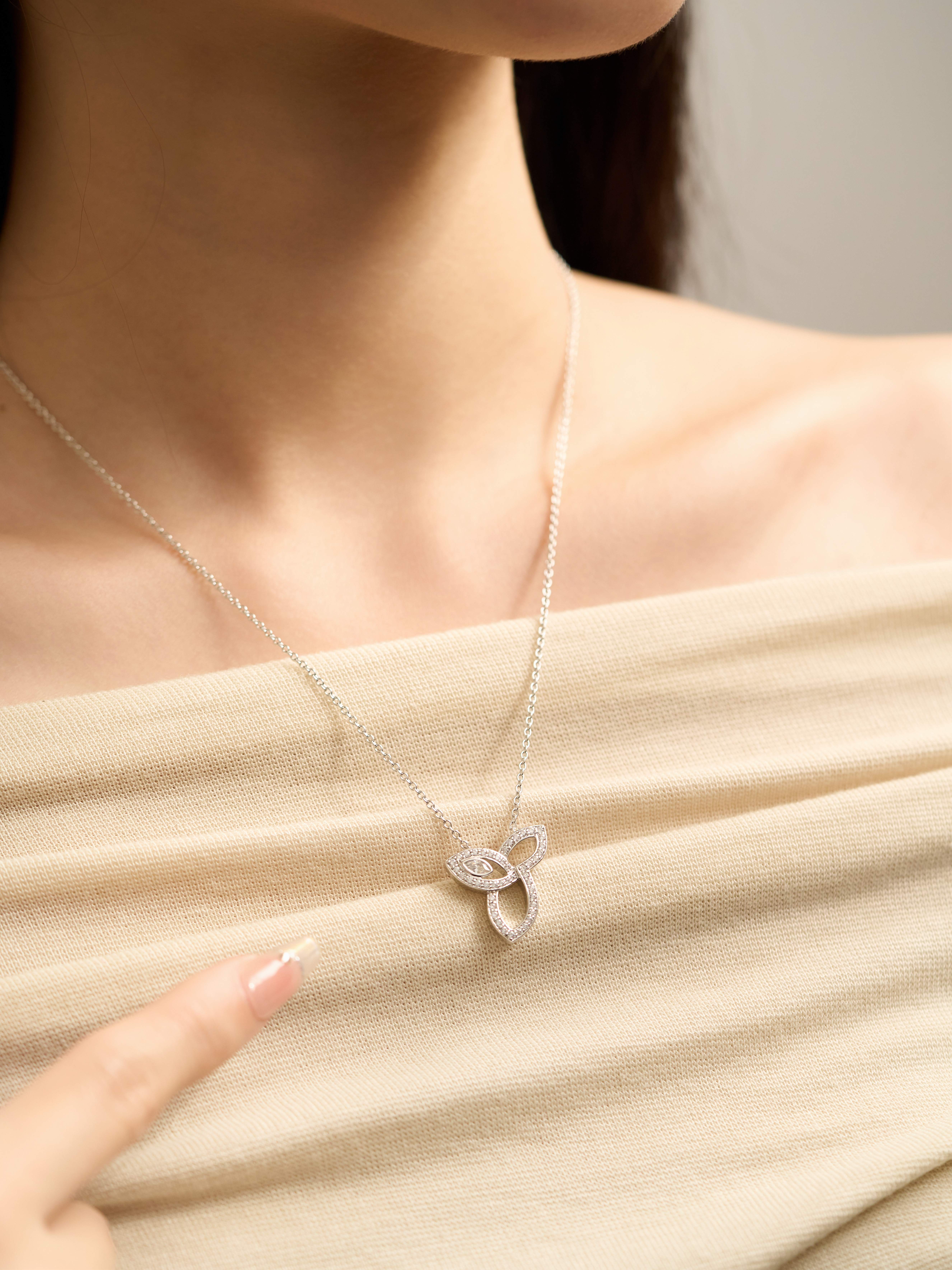 HW Clover Diamond Necklace
