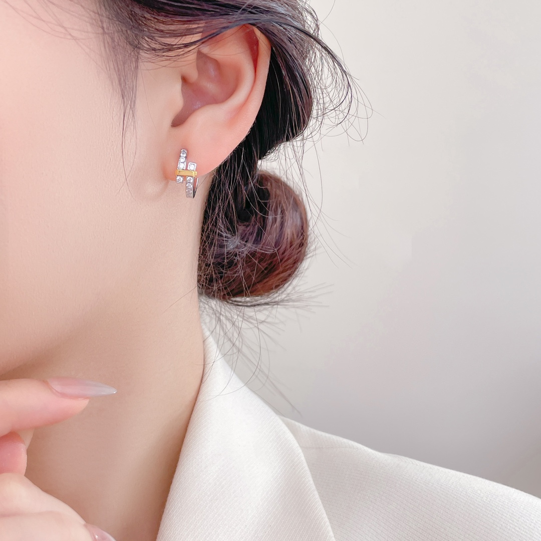 T1 coil handmade diamond studded earrings