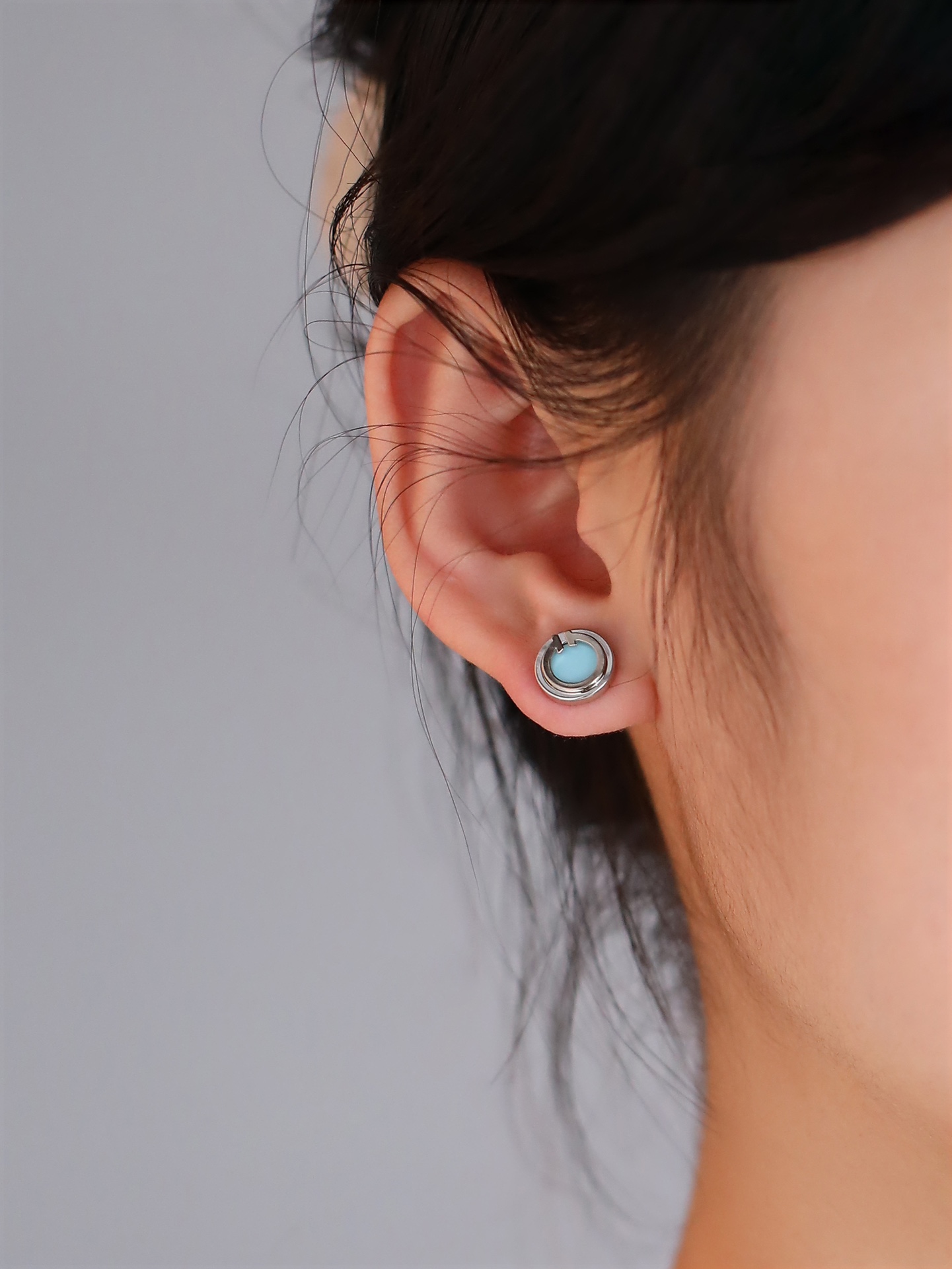 Circle T-shaped circular earrings