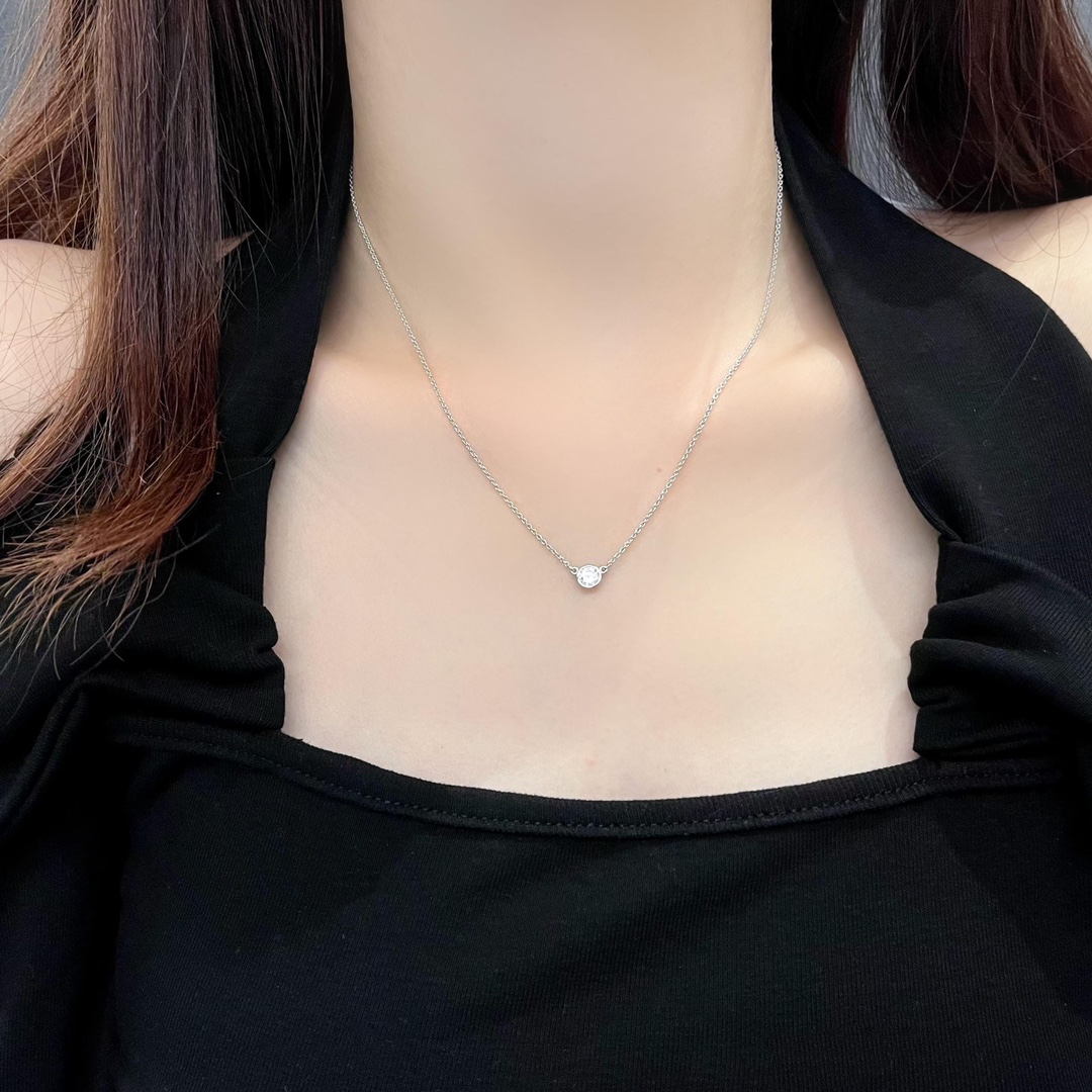 T Bubble 925 Silver Plated Platinum 30 Cent Single Diamond Clavicle Necklace (925 Silver)