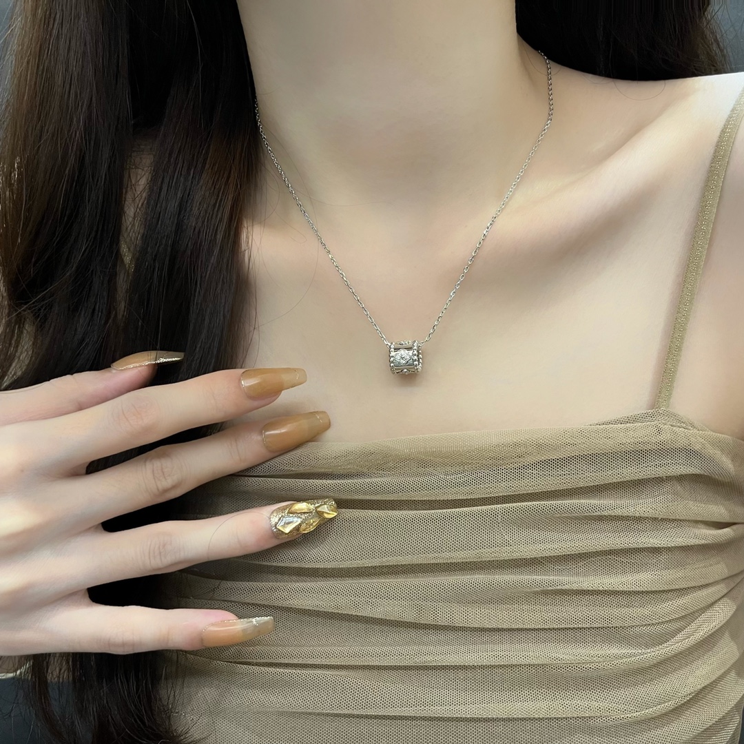 Kaleidoscope Perlee with Diamond Necklace