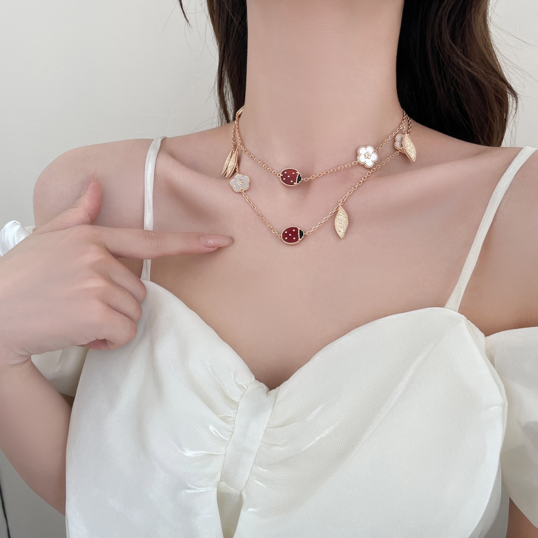 Lucky Spring Series 15 Flower Necklace