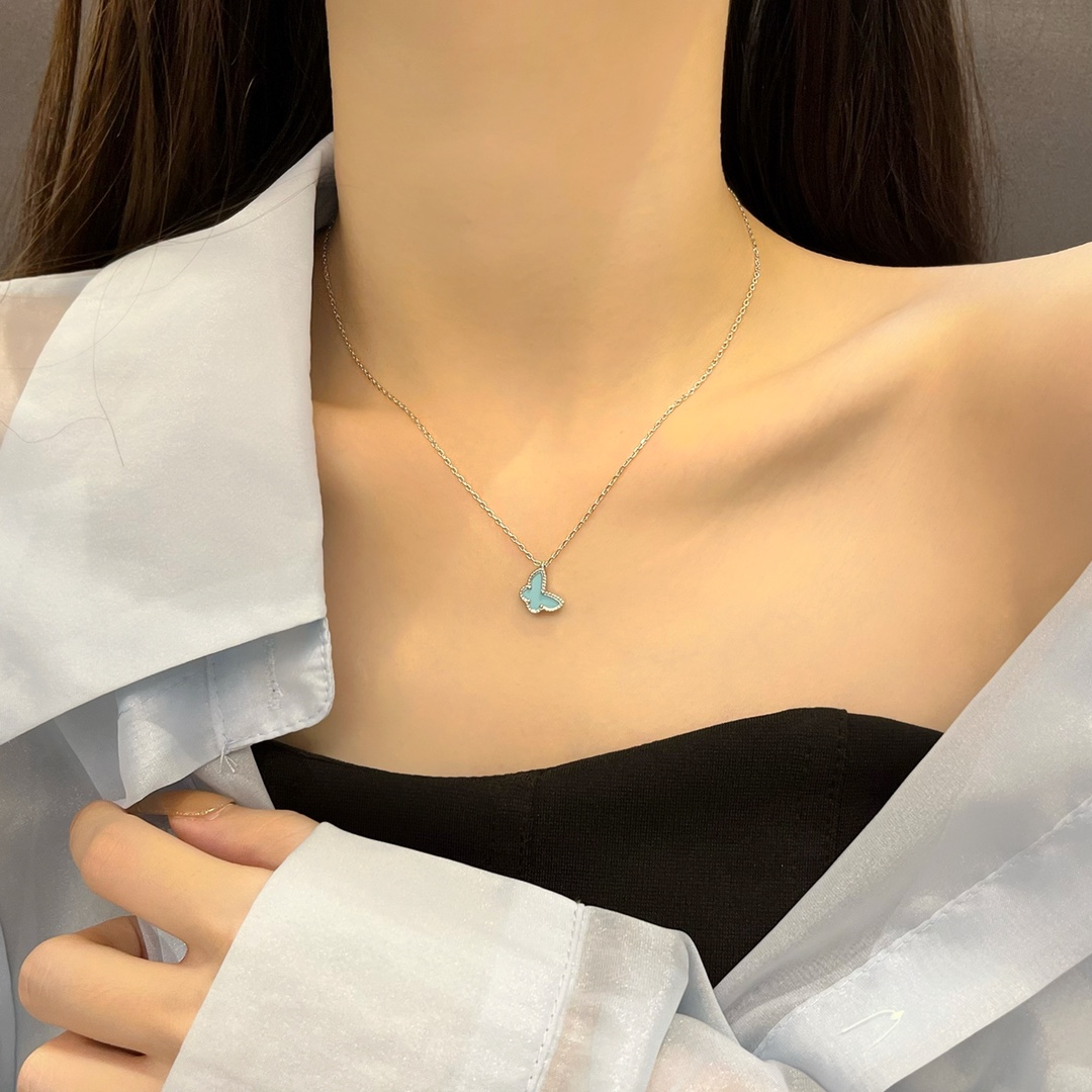 Mini turquoise butterfly necklace