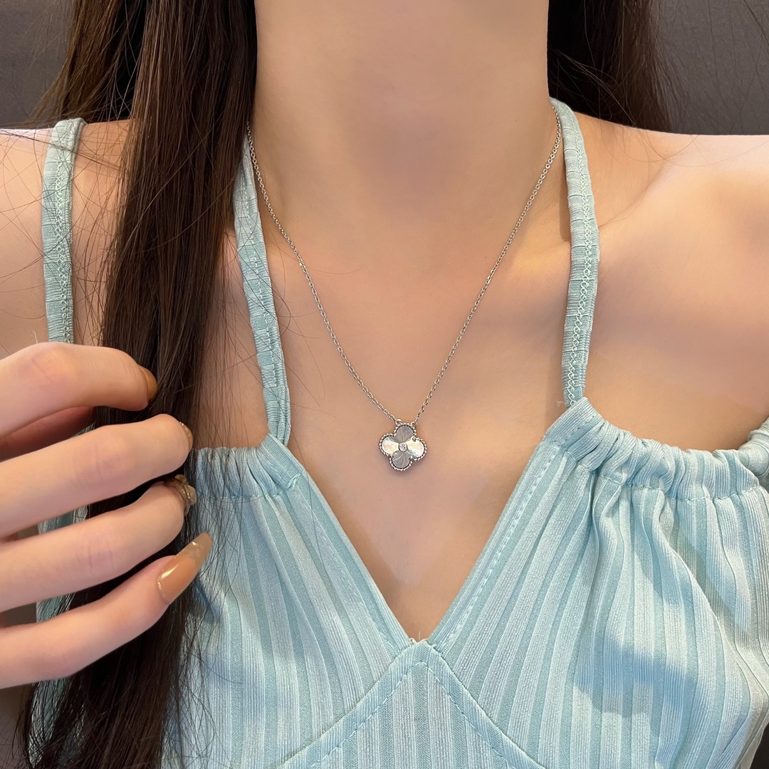 2020 Christmas Limited Edition Carved Necklace