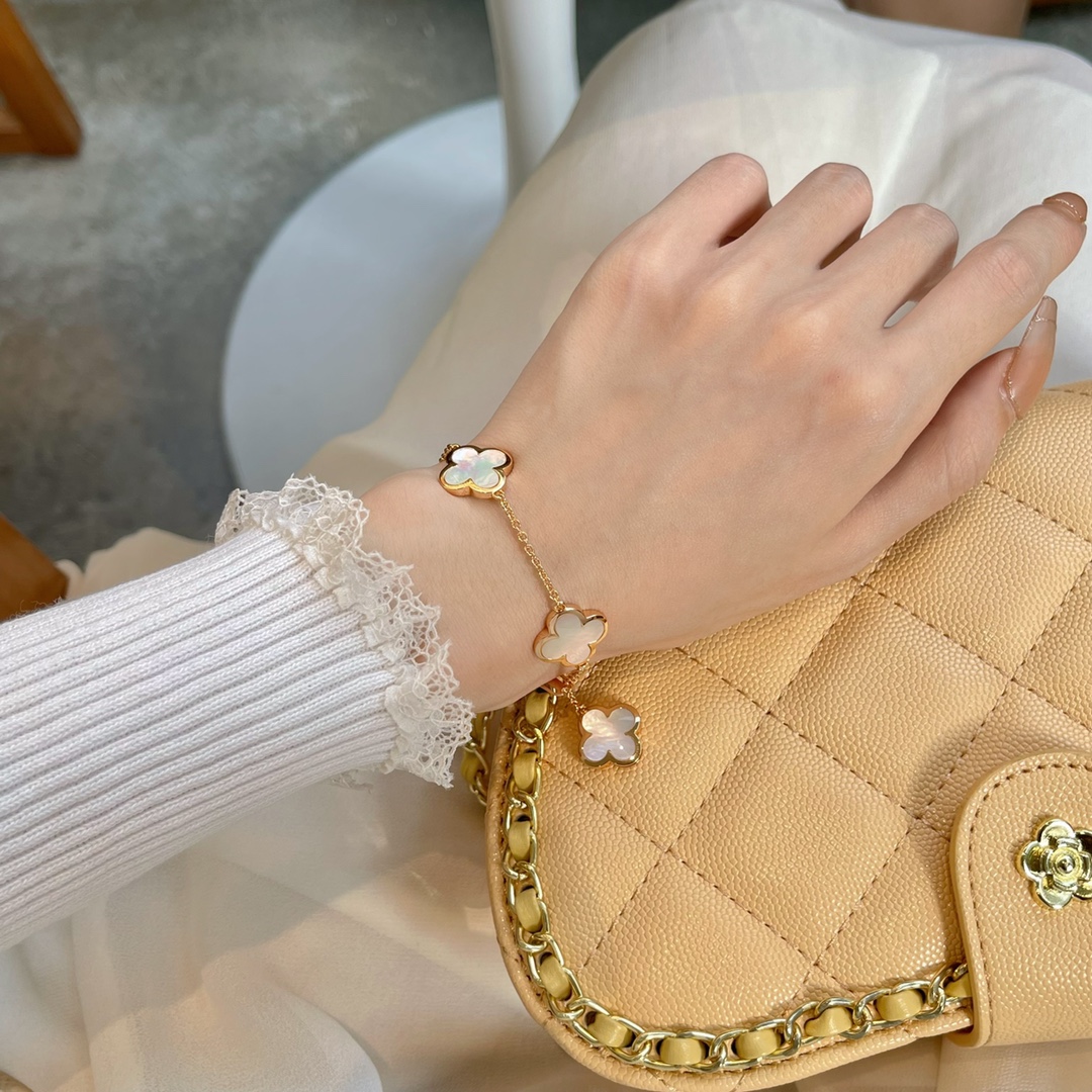 Pure Alhambra Four Pattern Bracelet