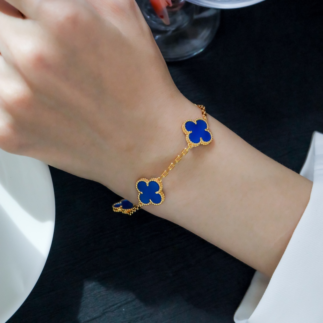 Vintage Alhambra Bracelet with 5 Flower Blue Agate