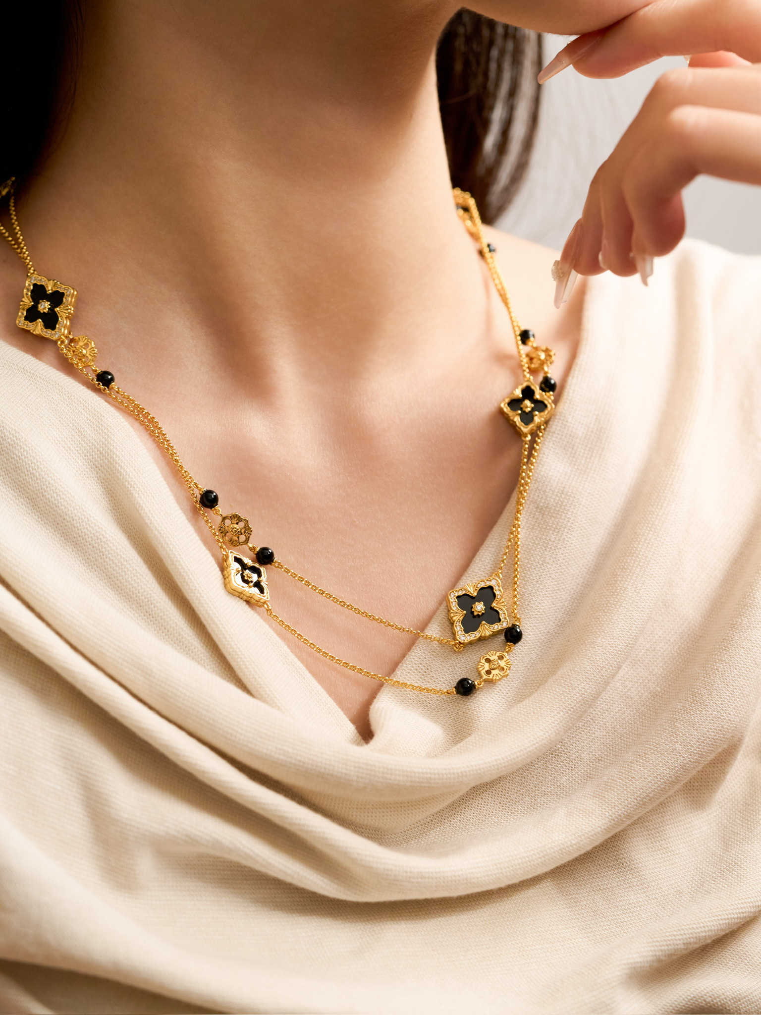 BUCCELLATI Opera Black Agate Sweater Chain