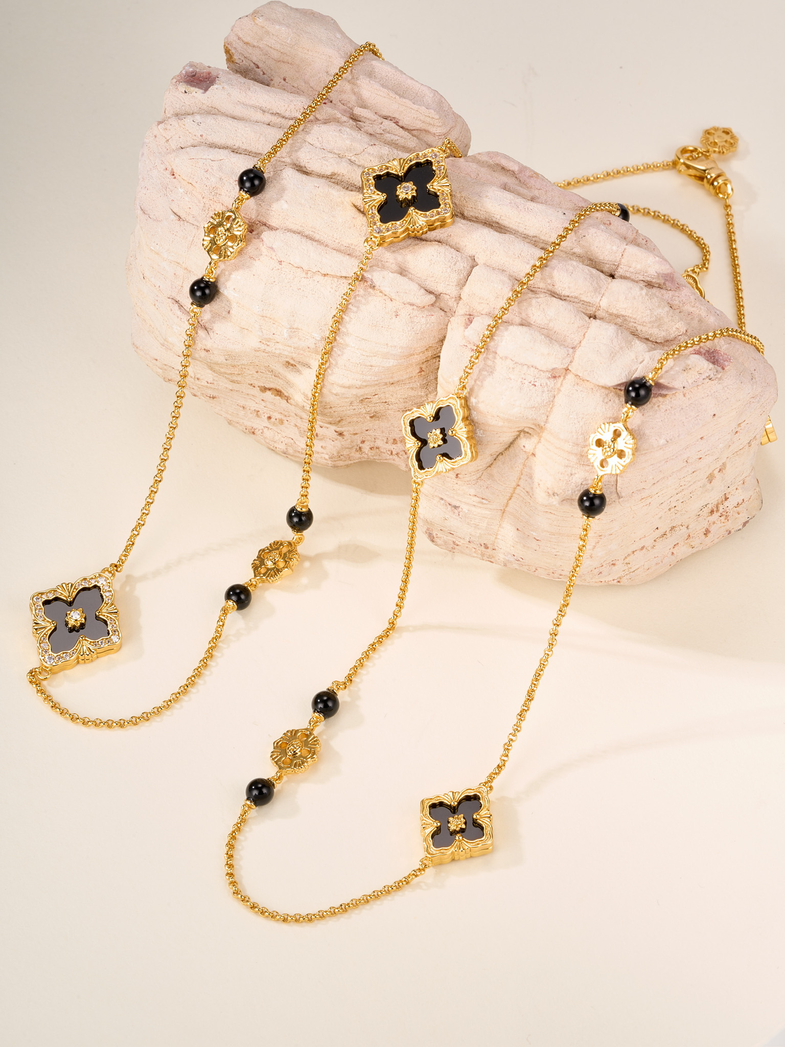 BUCCELLATI Opera Black Agate Sweater Chain