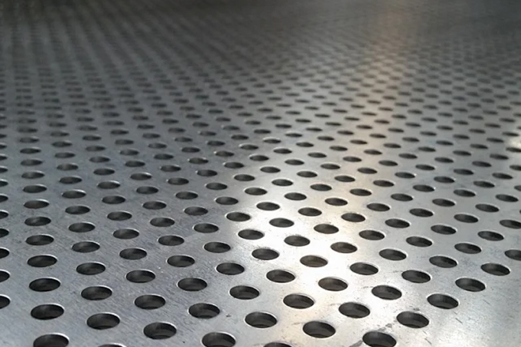 Why Hot Dip Galvanized Perforated Metal Sheets Are Becoming Essential for Outdoor Industrial Applications