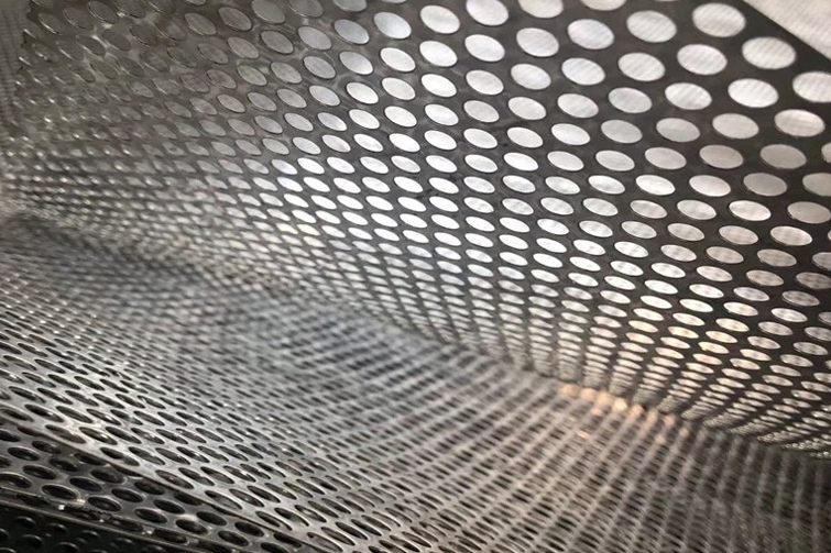 Why Galvanized Perforated Metal Screen Panels Are Becoming Essential Across Modern Industrial Systems