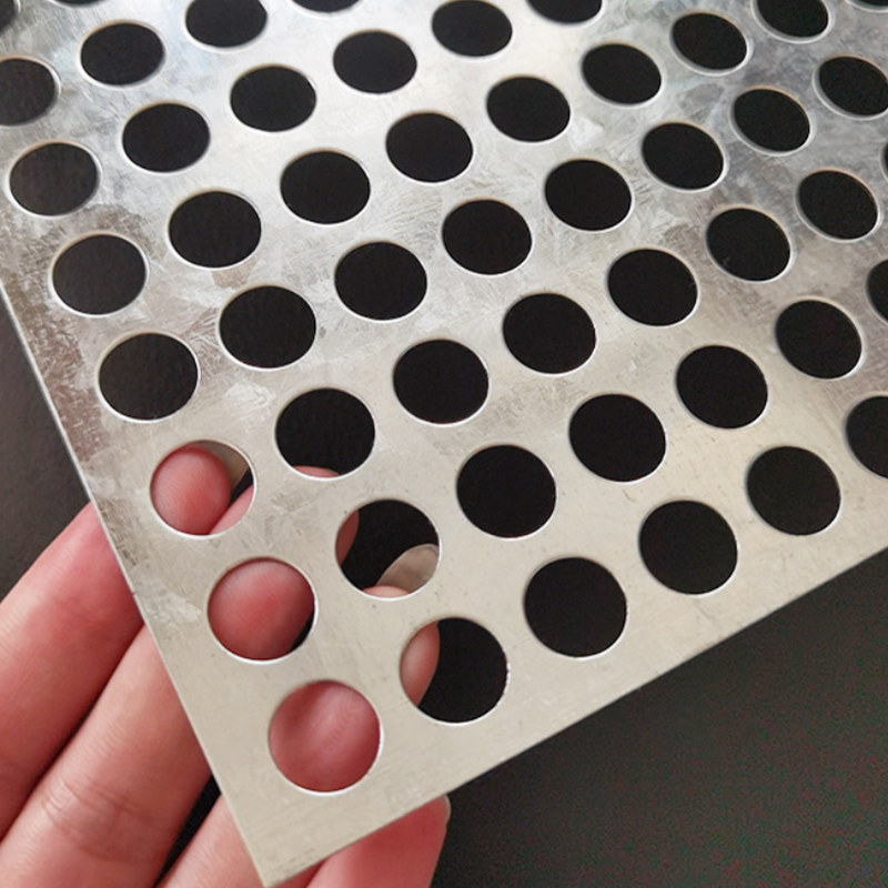 202 Stainless Steel Limitation & Difficult Zero-Spangle Galvanized Sheet Custom Punching Case