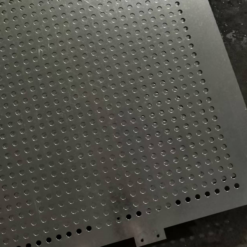Perforated Metal Mesh: Materials, Hole Types, Features, Classifications and Applications