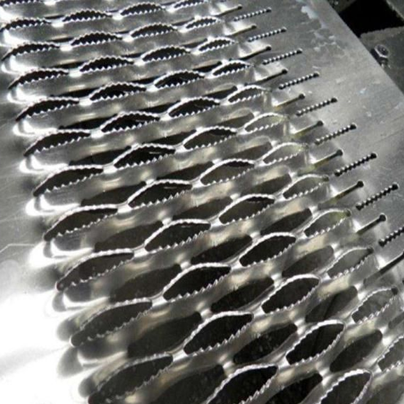 Grip Strut Walkway Gratings for Advanced Industrial Anti-Skid Safety Systems