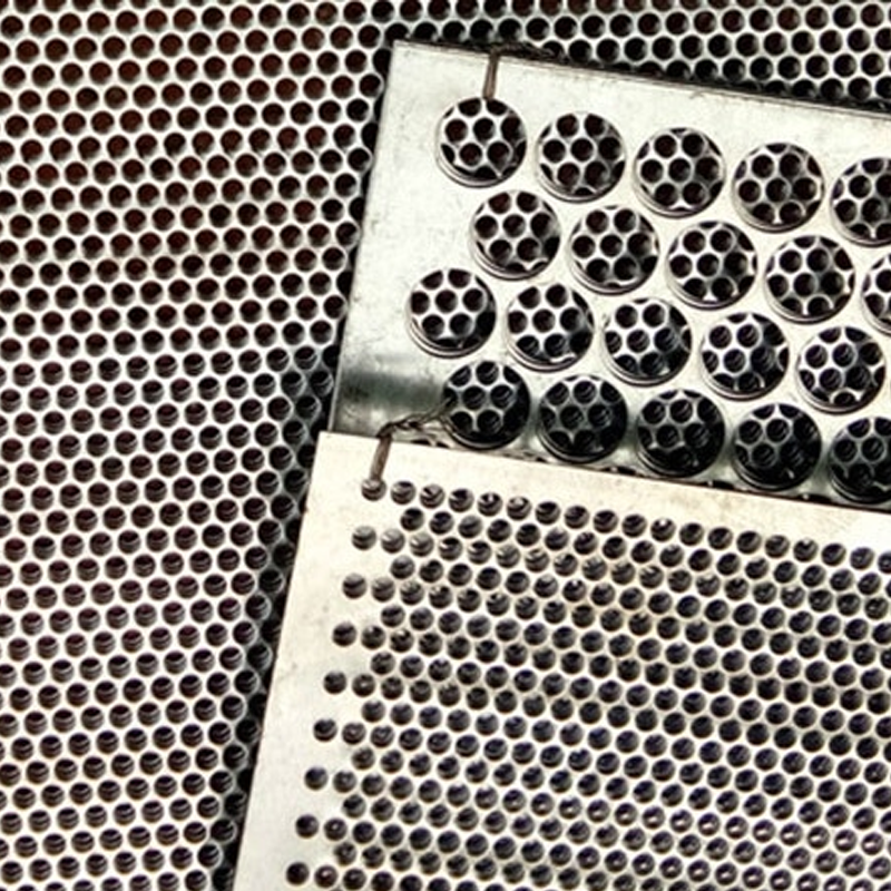 Industrial Perforated Metal Sheets: Colors, Hole Patterns, Uses and Selection Guide