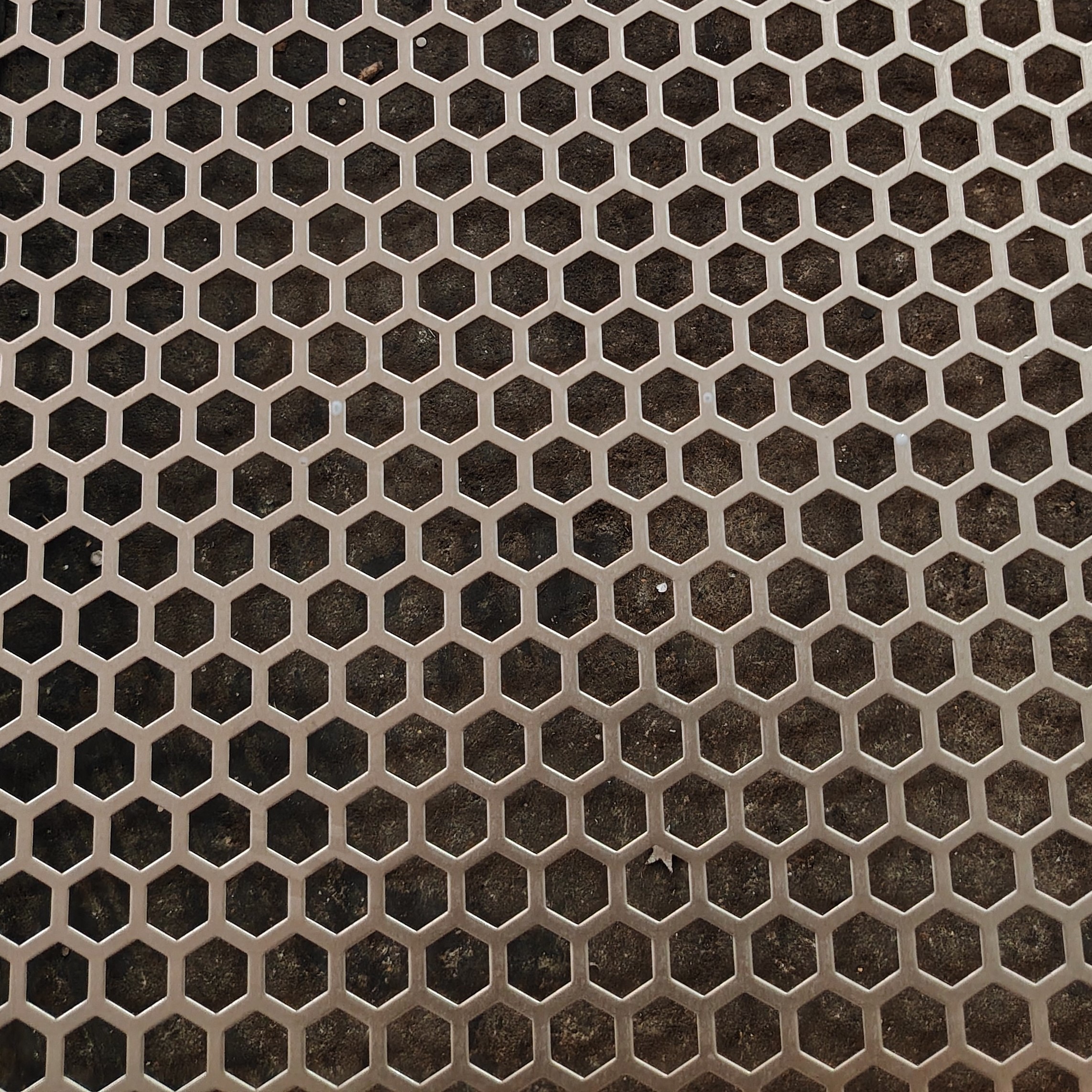 Hexagonal Perforated Sheet | Honeycomb Hex Hole Perforated Metal Panel for Facade & Filtration