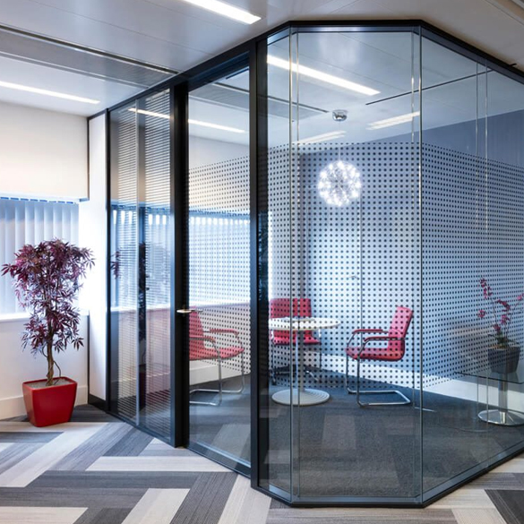 Acoustic Glass Panels Manufacturer — Soundproof Glass Wall Panels for Office Pods & Partitions