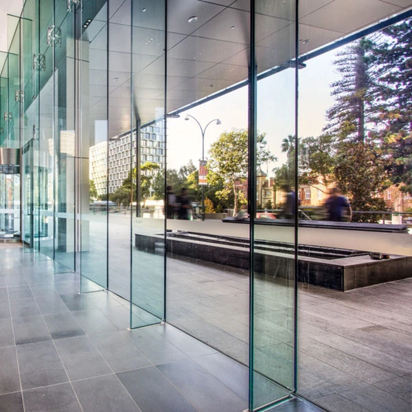 Jumbo Glass Fin Systems