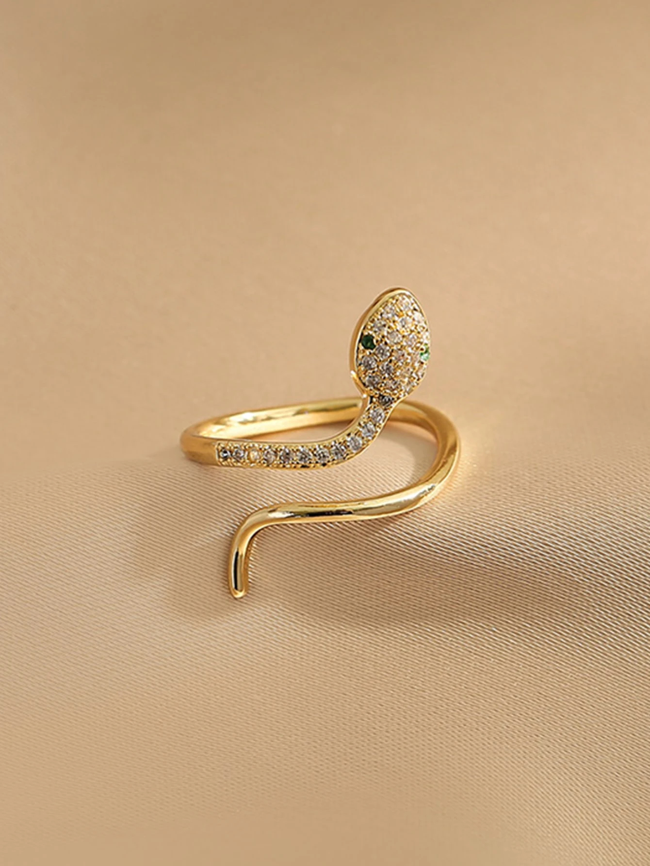 Rhinestone Decor Snake Design Ring