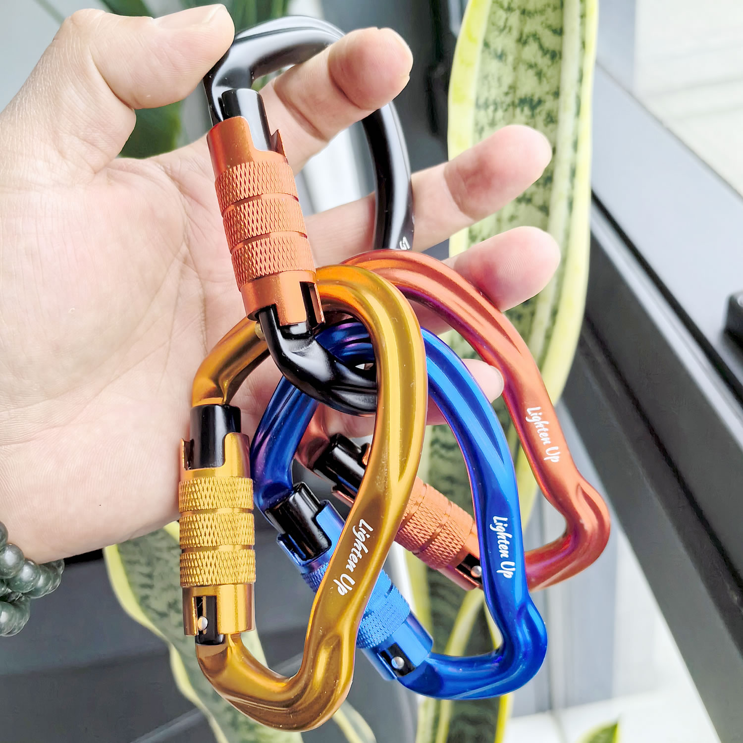 Durable Lighten Up Carabiner Hook & Buckle Set for Outdoor Gear - Secure & Reliable CE Certificate 1 Piece