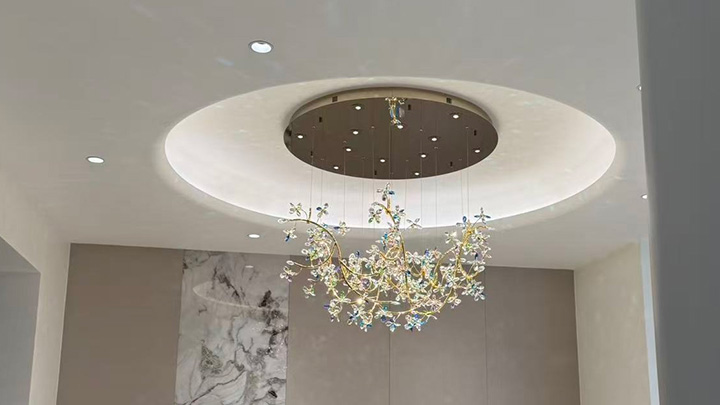 Beyond the Ballroom – Modern Design Trends in Crystal Lighting