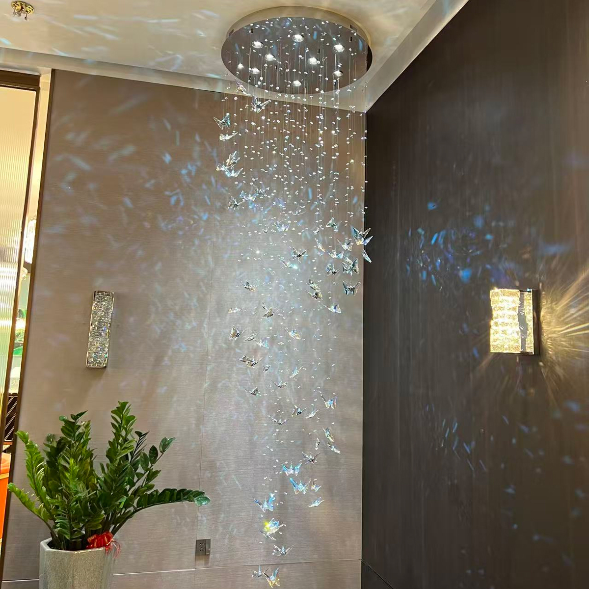 Crystal chandeliers, butterfly  chandeliers, light luxury chandeliers, villa chandeliers, fairy lights, staircase lights, Italian style, home aesthetics, Swarovski crystals, Egyptian Asfour crystals, Chinese K9 crystals