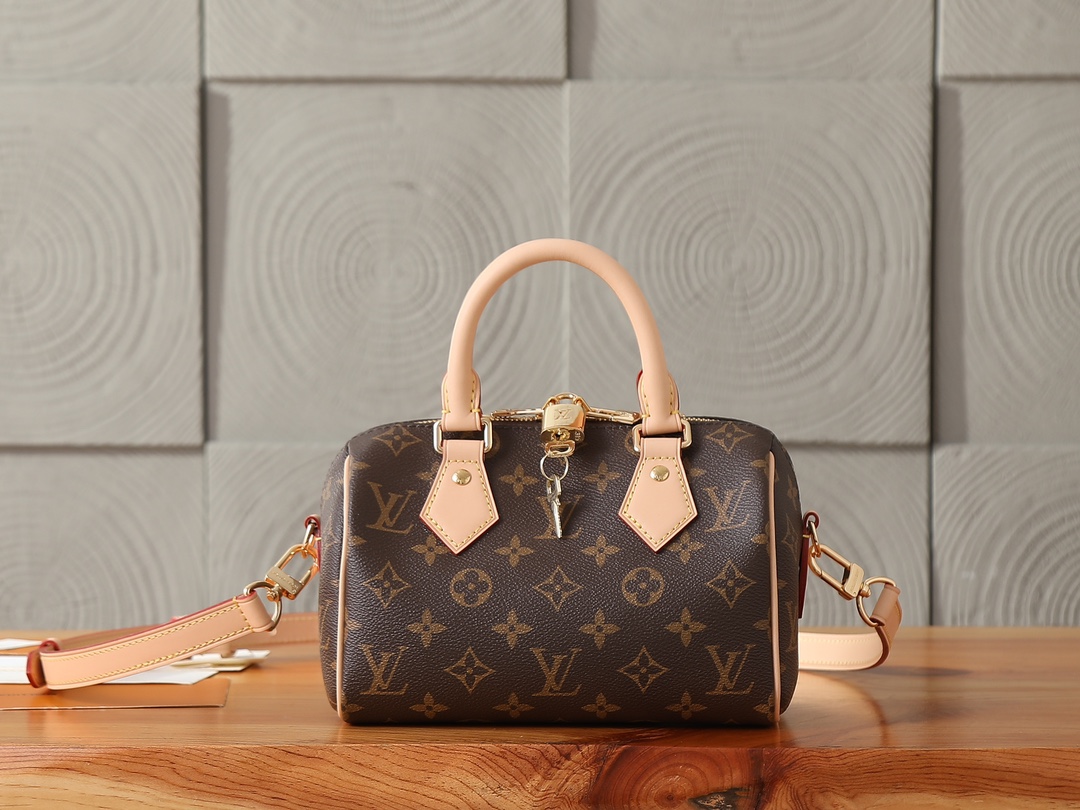 Louis Vuitton Speedy Bandoulière 20手袋