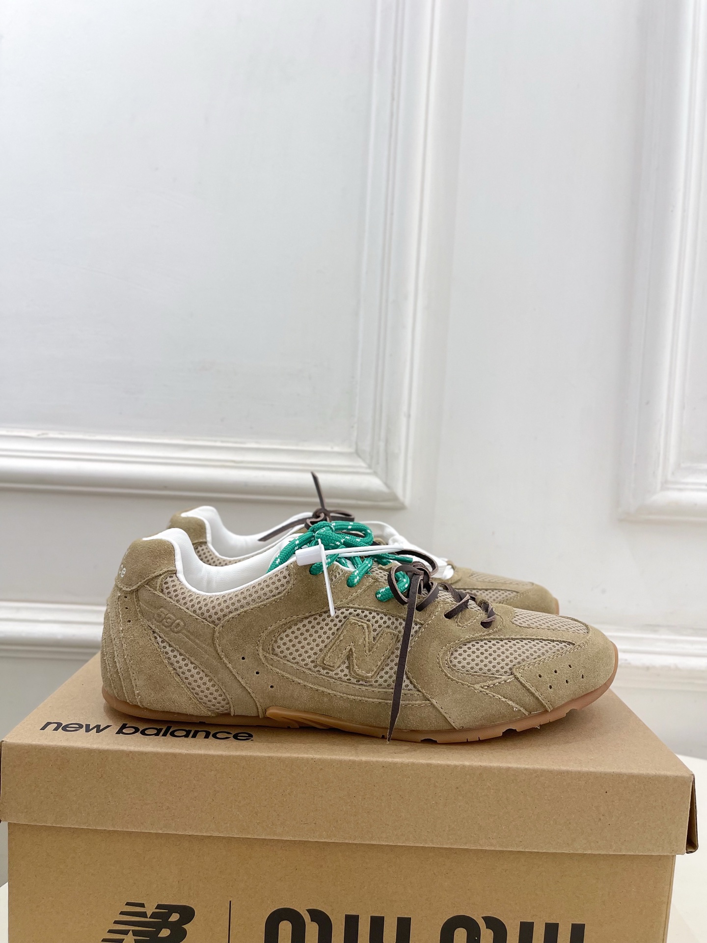 MIU MIU New Balance x Miu Miu 530聯名款運動鞋 情侶款