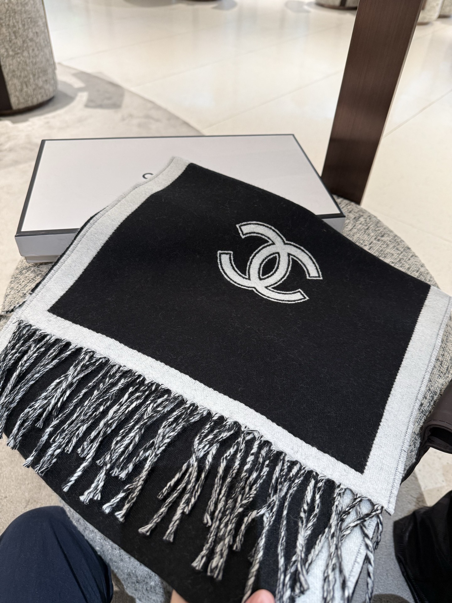  chanel 雙面圍巾