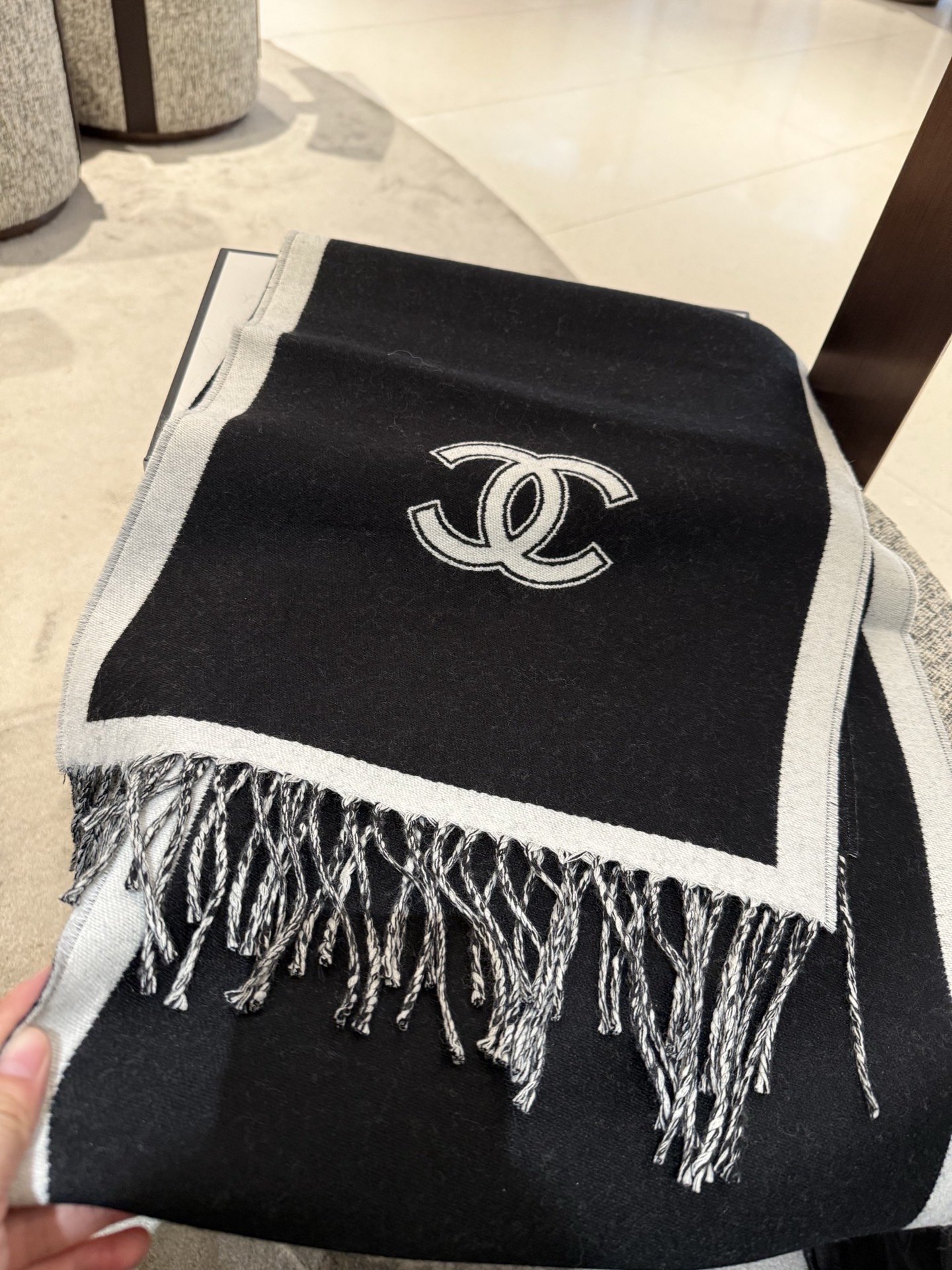  chanel 雙面圍巾