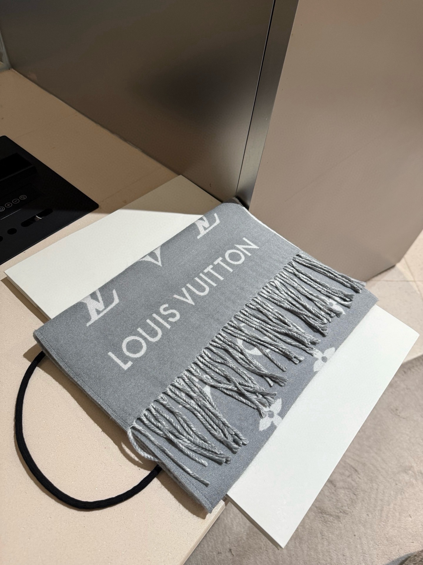  Louis Vuitton 男士圍巾